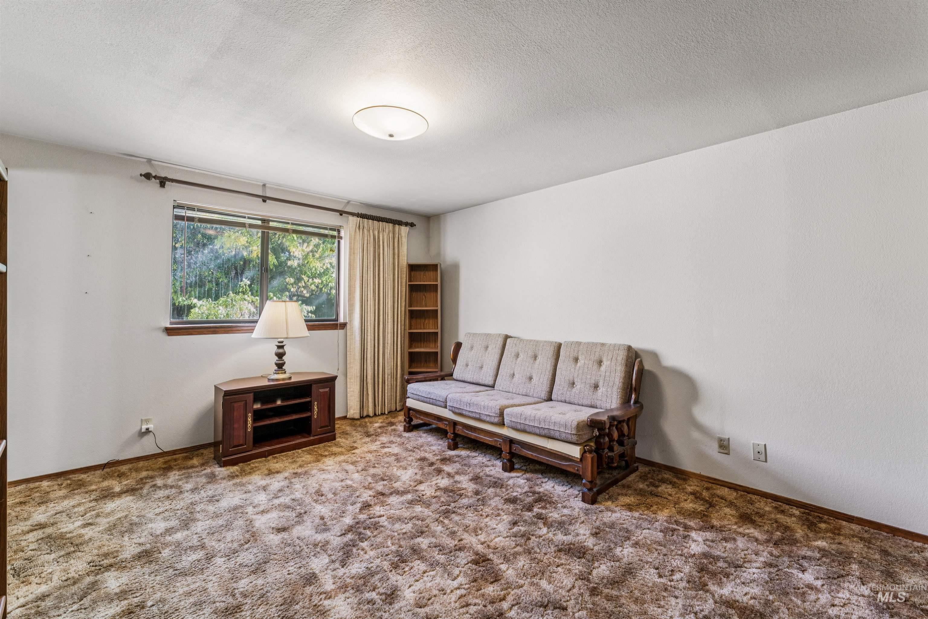 4367 S Cochees Way, Boise, Idaho 83709-0000, 3 Bedrooms, 2 Bathrooms, Residential For Sale, Price $345,000, 98965696