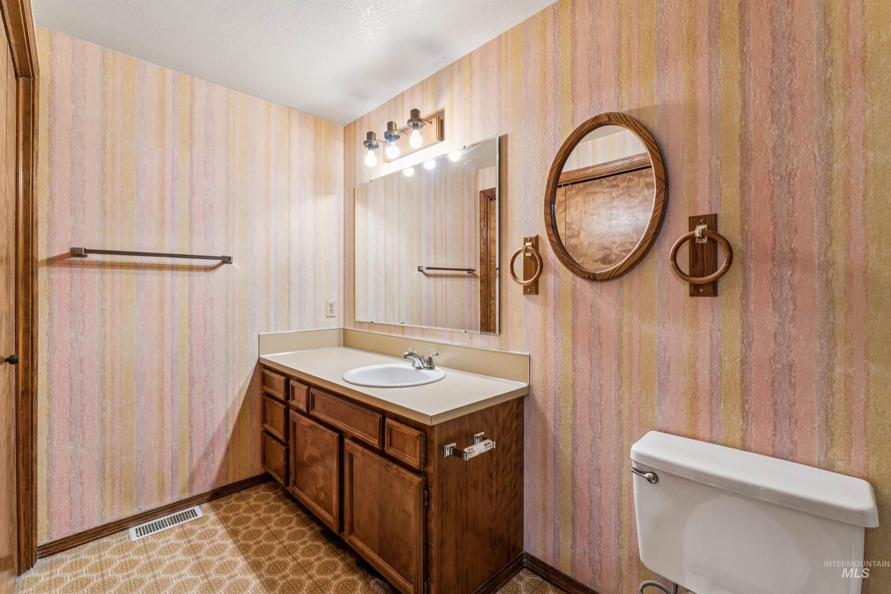 4367 S Cochees Way, Boise, Idaho 83709-0000, 3 Bedrooms, 2 Bathrooms, Residential For Sale, Price $345,000, 98965696