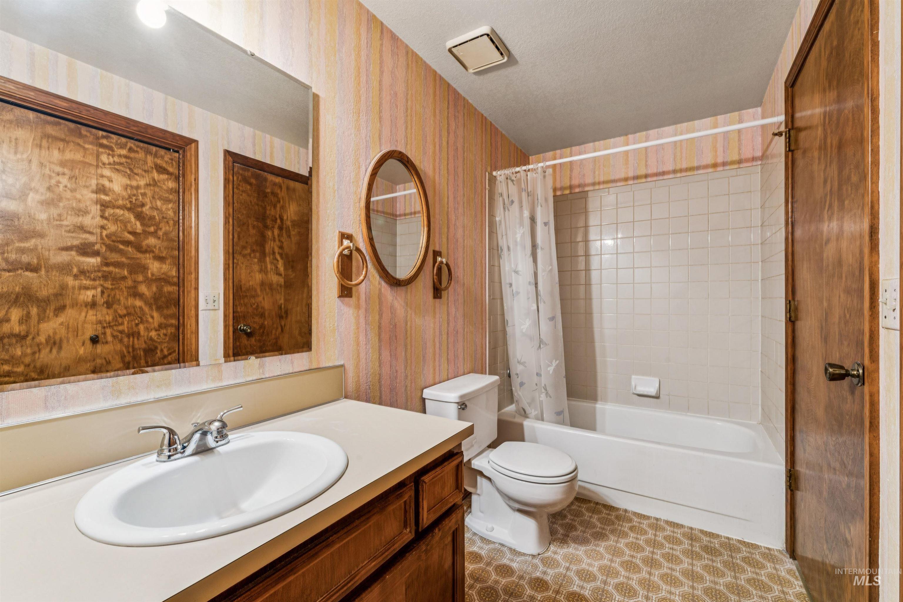 4367 S Cochees Way, Boise, Idaho 83709-0000, 3 Bedrooms, 2 Bathrooms, Residential For Sale, Price $345,000, 98965696