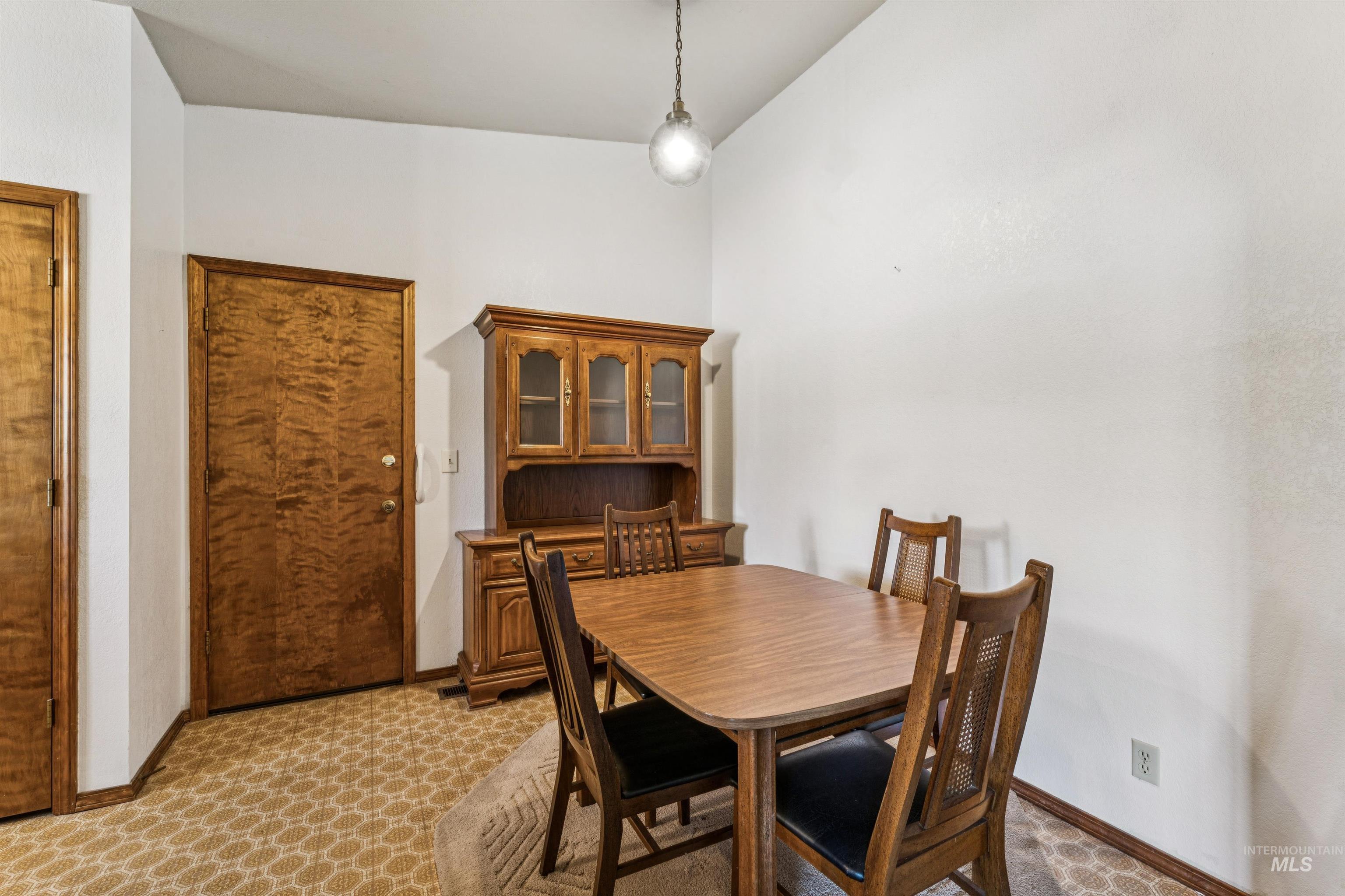 4367 S Cochees Way, Boise, Idaho 83709-0000, 3 Bedrooms, 2 Bathrooms, Residential For Sale, Price $345,000, 98965696