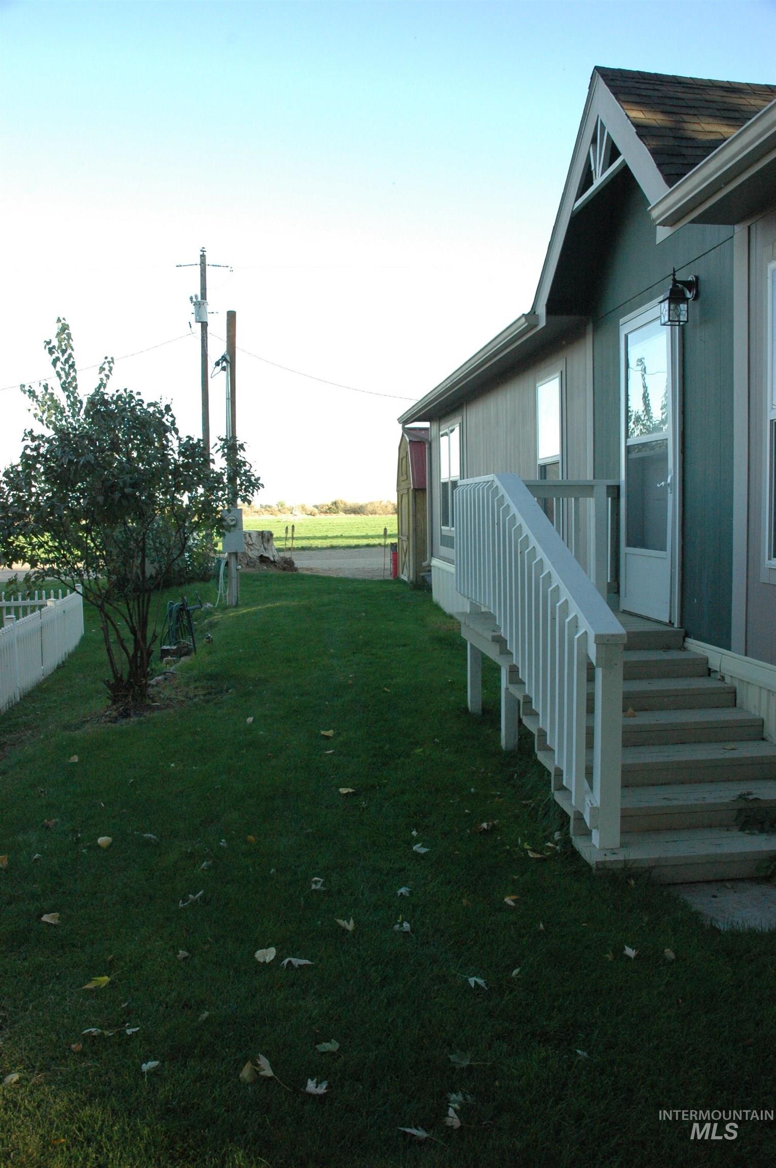 4030 River Resort Dr, Homedale, Idaho 83628, 3 Bedrooms, 2 Bathrooms, Residential For Sale, Price $155,000, 98965697
