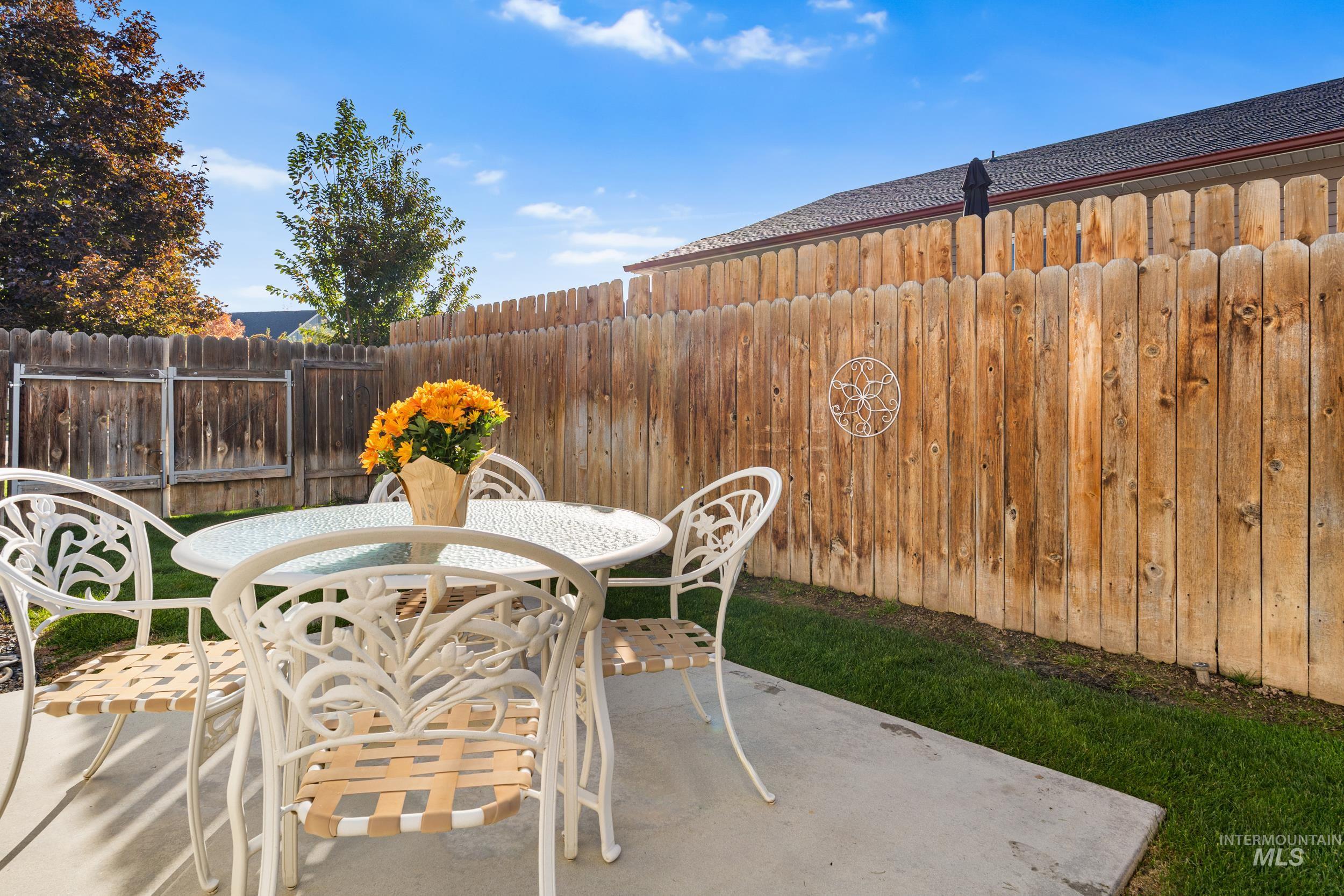 3518 Airport Ave, Caldwell, Idaho 83605, 3 Bedrooms, 2 Bathrooms, Residential For Sale, Price $309,900, 98965700