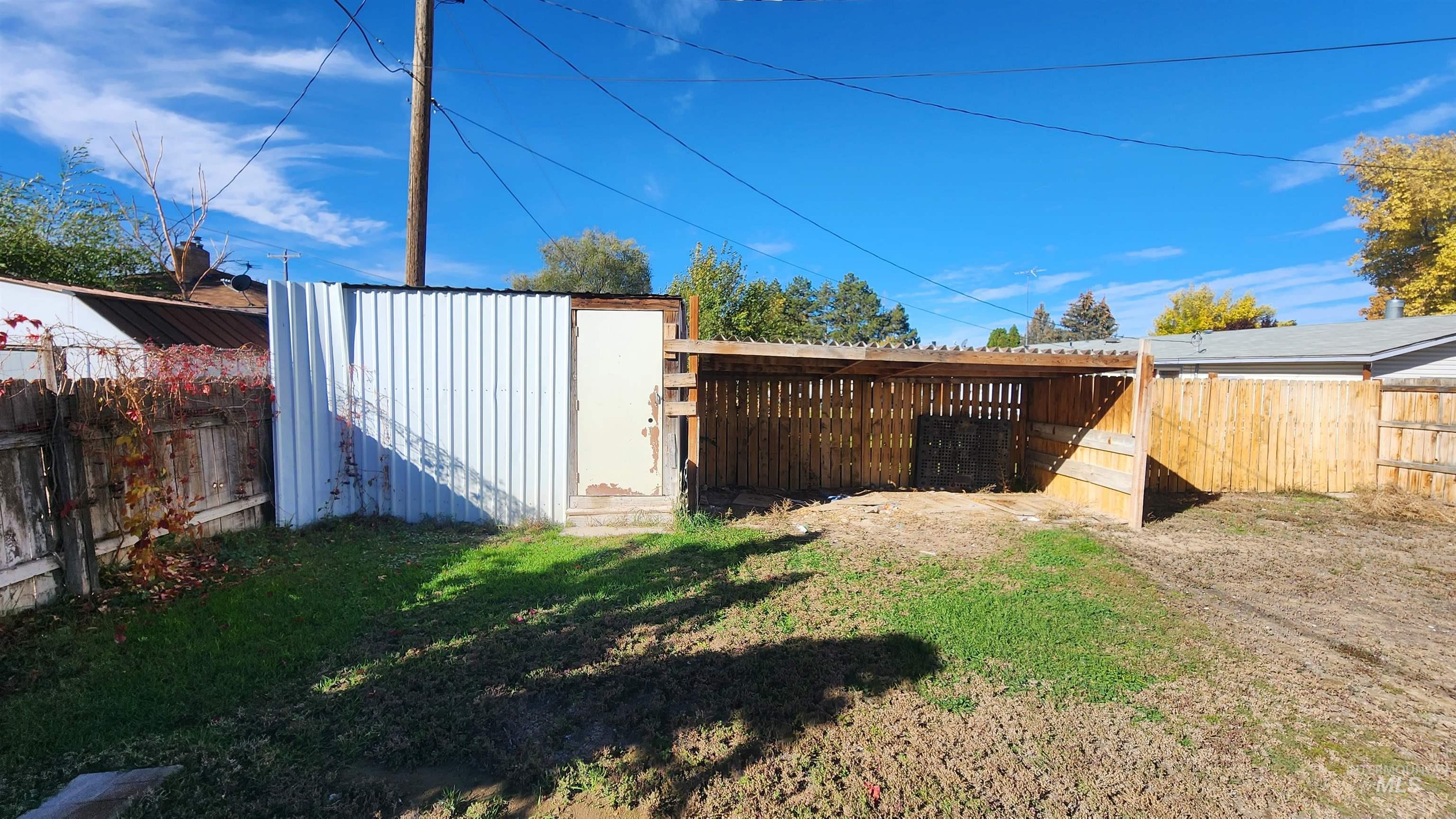609 Parnell Drive, Buhl, Idaho 83316, 4 Bedrooms, 2 Bathrooms, Residential For Sale, Price $305,000, 98965702