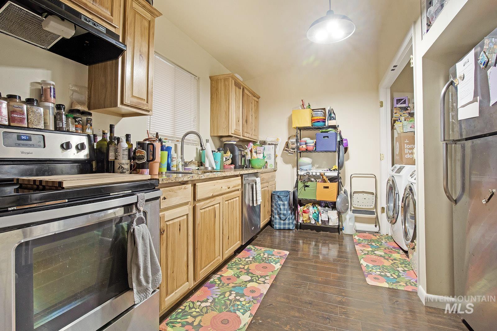 2211-2215 Crest Ave., Twin Falls, Idaho 83301, 2 Bedrooms, 1 Bathroom, Residential Income For Sale, Price $460,000, 98965704