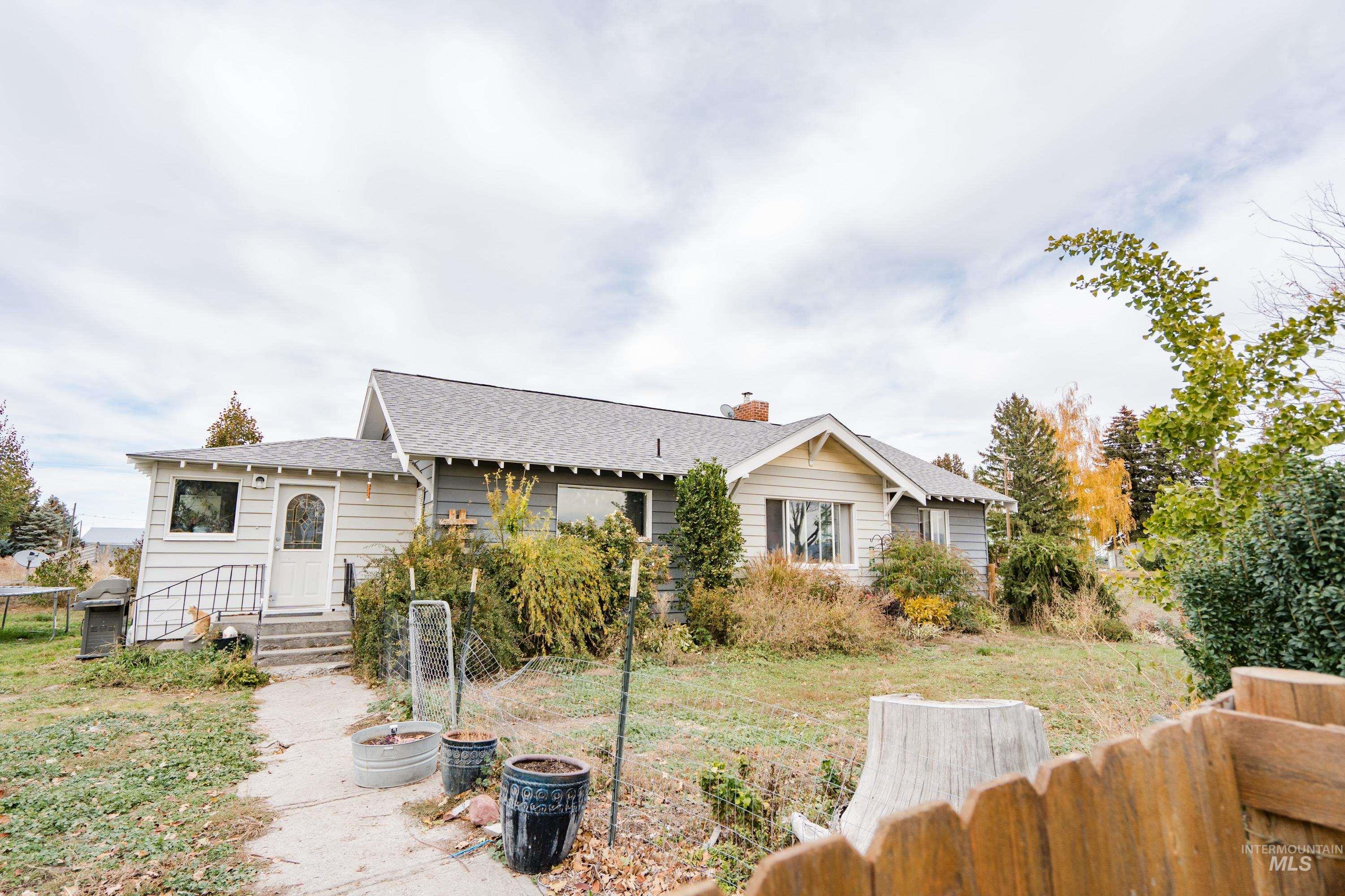 203 S Meridian Rd, Rupert, Idaho 83350, 3 Bedrooms, 1.5 Bathrooms, Residential For Sale, Price $345,000, 98965713