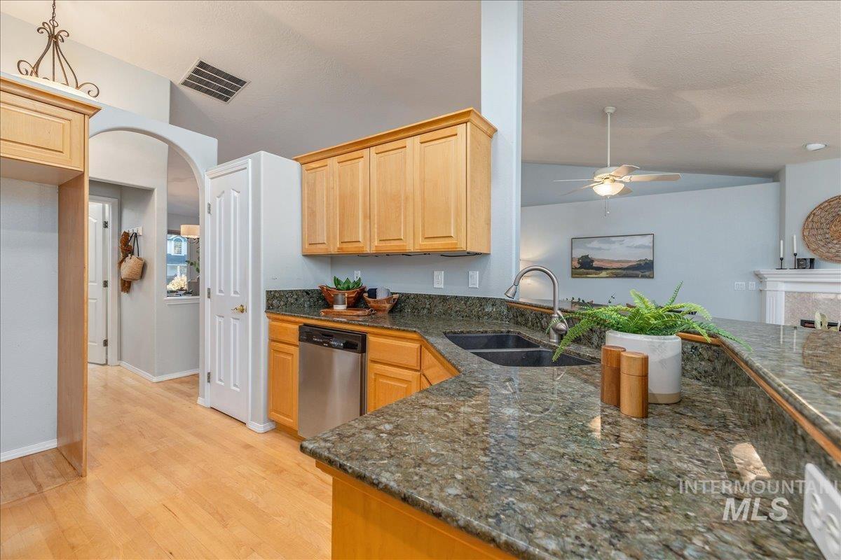 1492 W Kenai Ct, Eagle, Idaho 83616, 4 Bedrooms, 3 Bathrooms, Residential For Sale, Price $649,900, 98965717