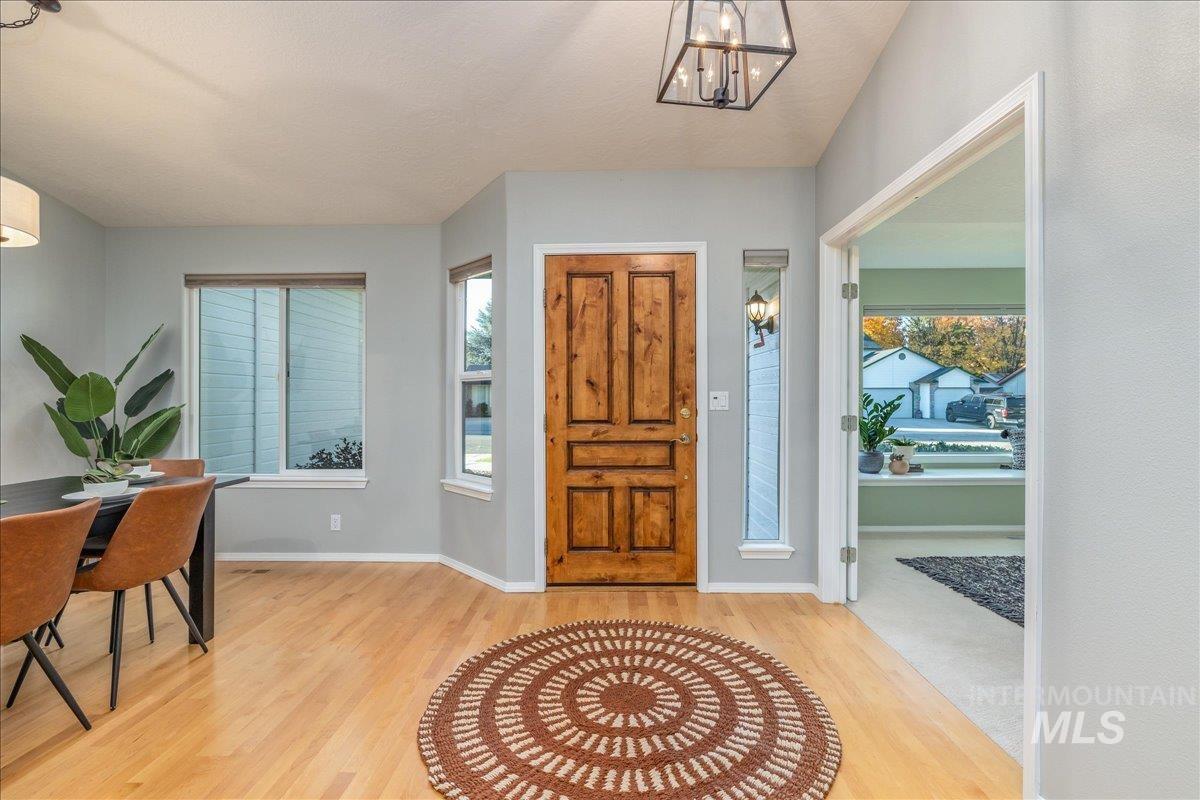 1492 W Kenai Ct, Eagle, Idaho 83616, 4 Bedrooms, 3 Bathrooms, Residential For Sale, Price $649,900, 98965717