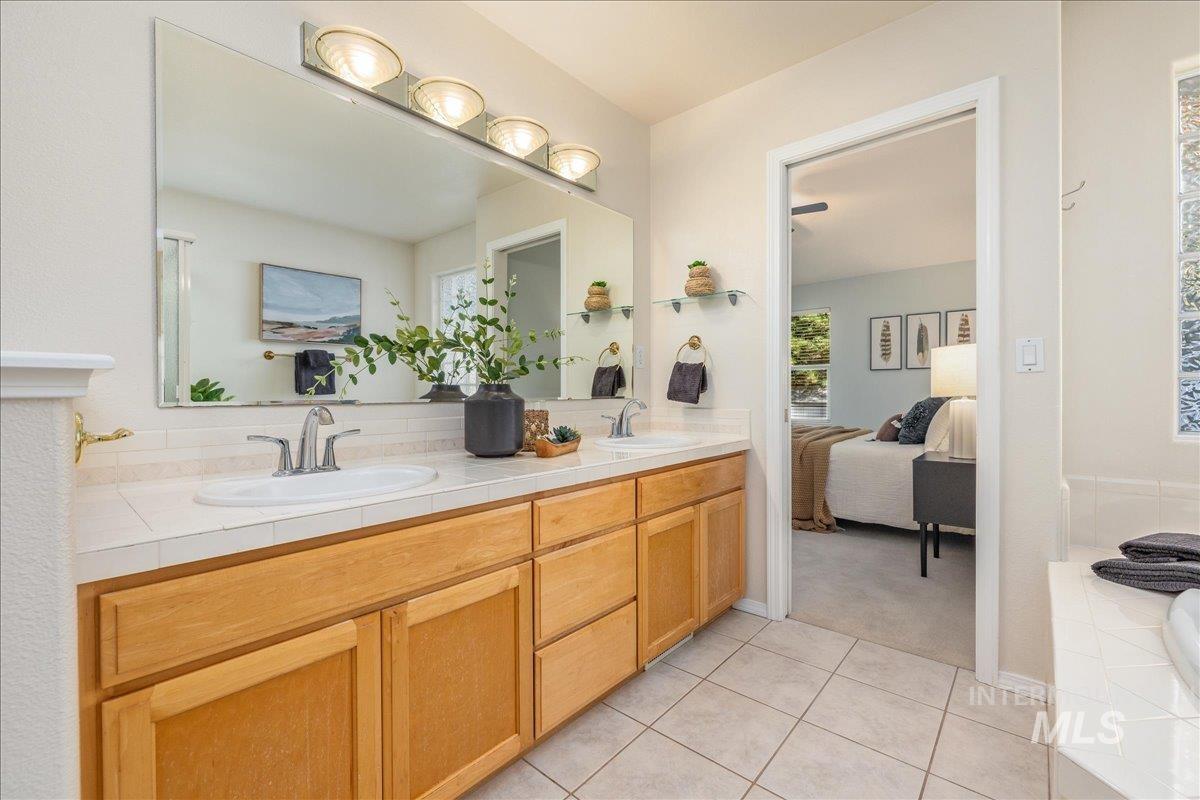 1492 W Kenai Ct, Eagle, Idaho 83616, 4 Bedrooms, 3 Bathrooms, Residential For Sale, Price $649,900, 98965717