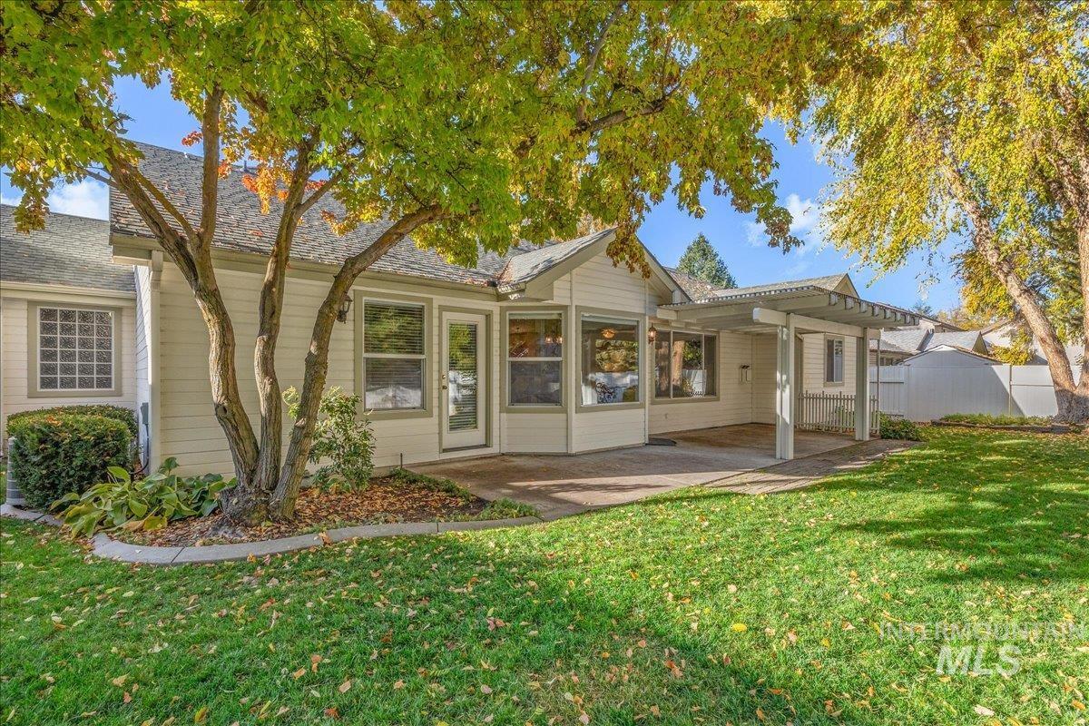 1492 W Kenai Ct, Eagle, Idaho 83616, 4 Bedrooms, 3 Bathrooms, Residential For Sale, Price $649,900, 98965717