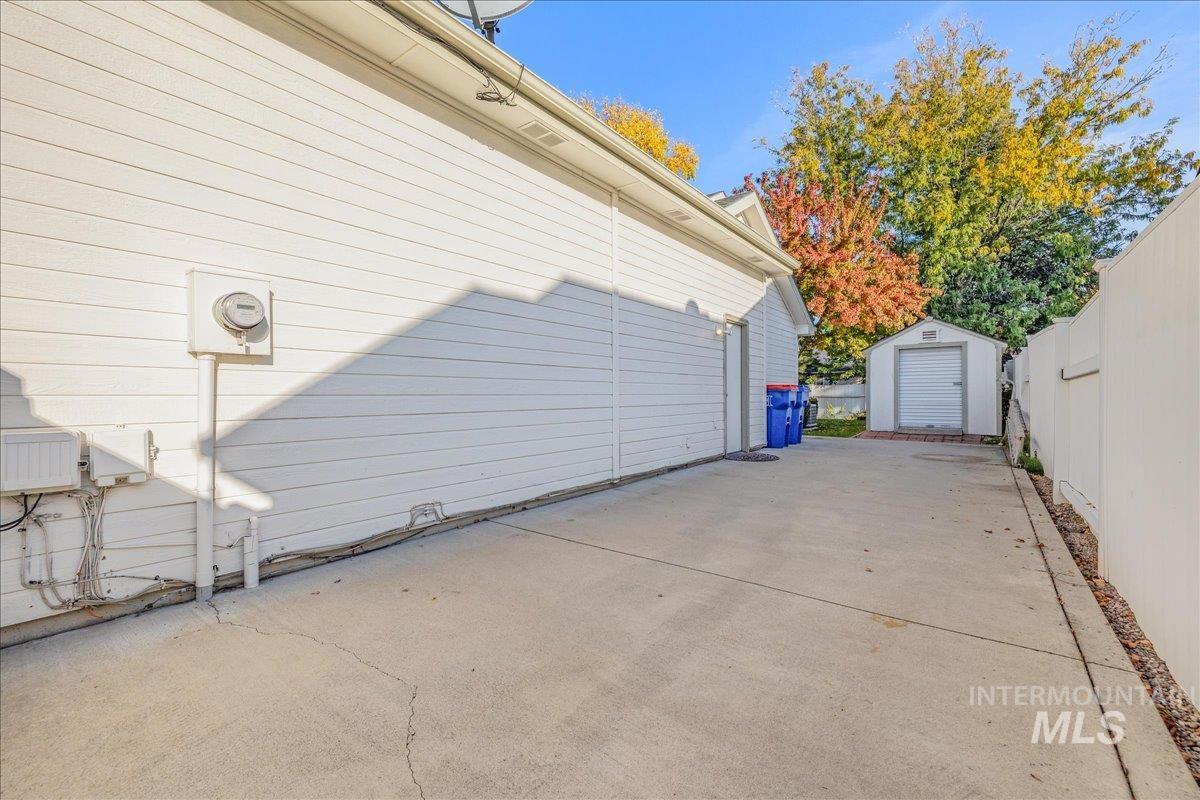 1492 W Kenai Ct, Eagle, Idaho 83616, 4 Bedrooms, 3 Bathrooms, Residential For Sale, Price $649,900, 98965717