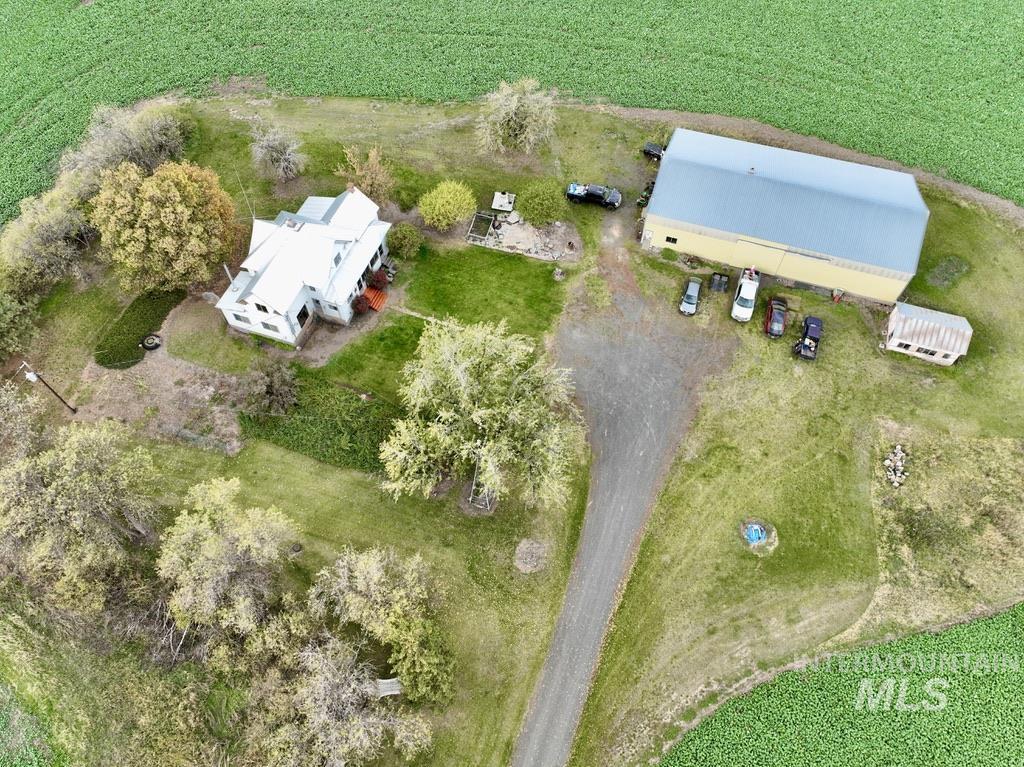 Aerial overview of property's location