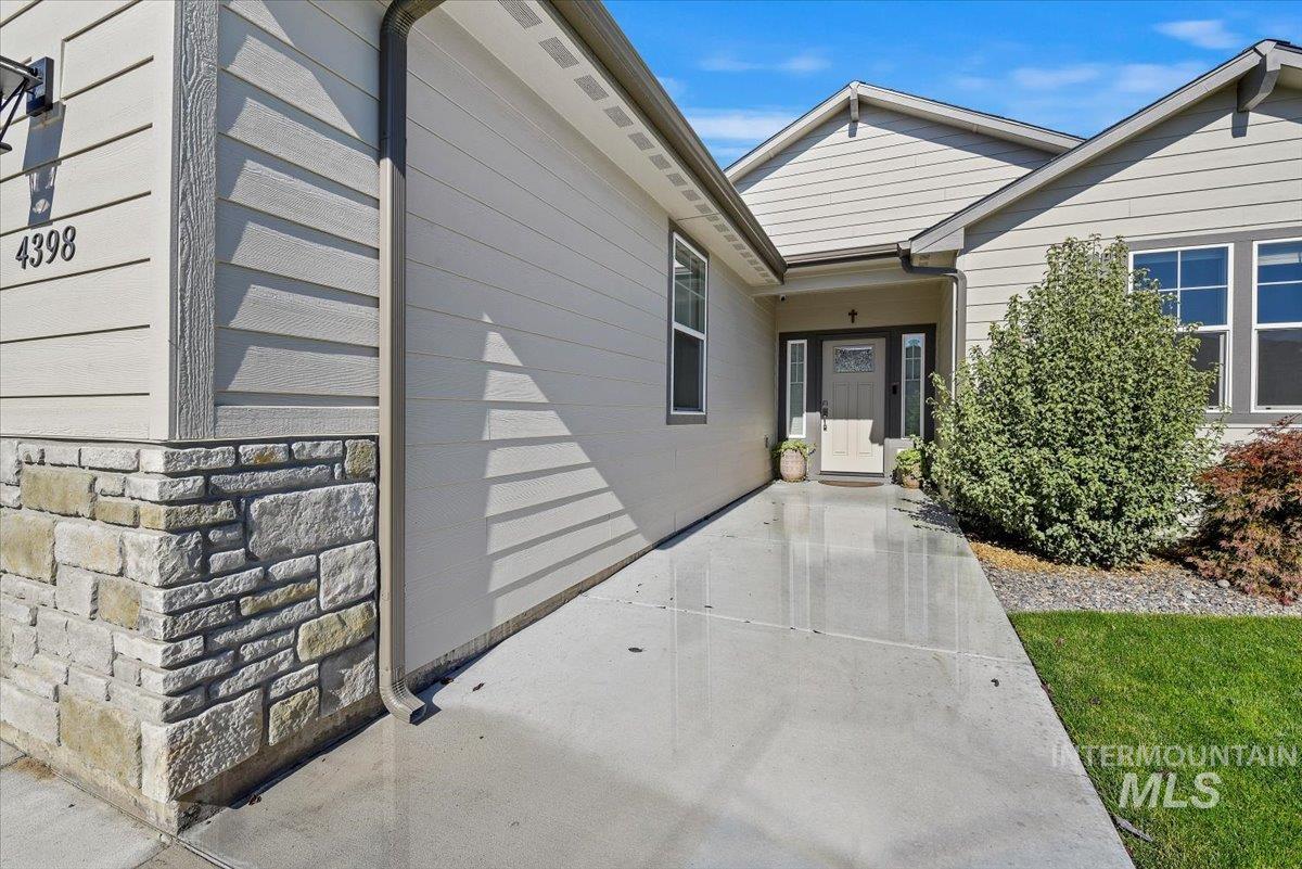 4398 E Wagon Rd, Nampa, Idaho 83687, 4 Bedrooms, 2.5 Bathrooms, Residential For Sale, Price $569,000, 98965722