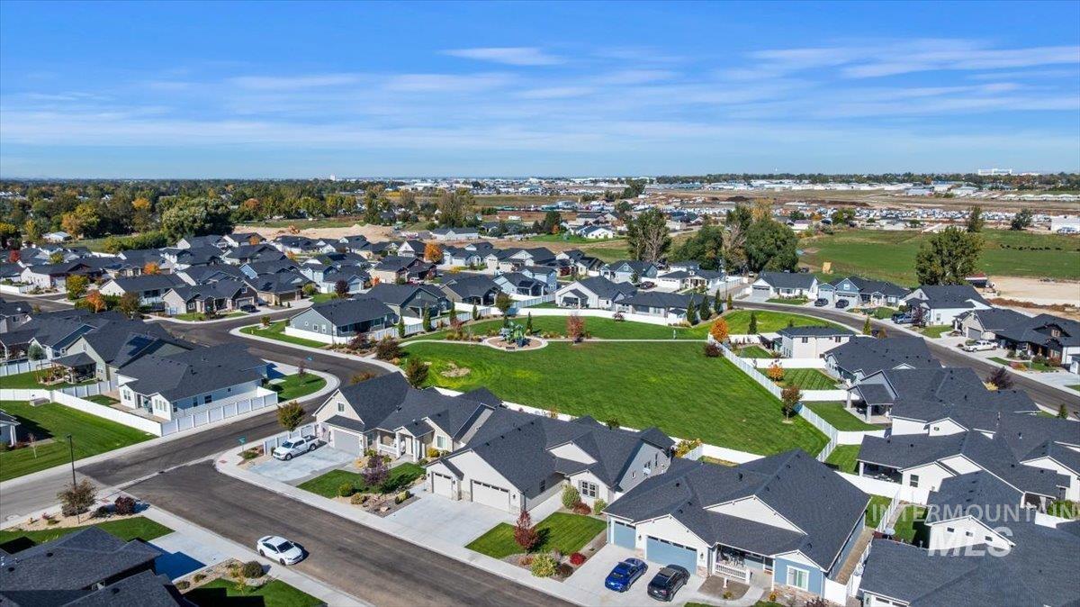4398 E Wagon Rd, Nampa, Idaho 83687, 4 Bedrooms, 2.5 Bathrooms, Residential For Sale, Price $569,000, 98965722