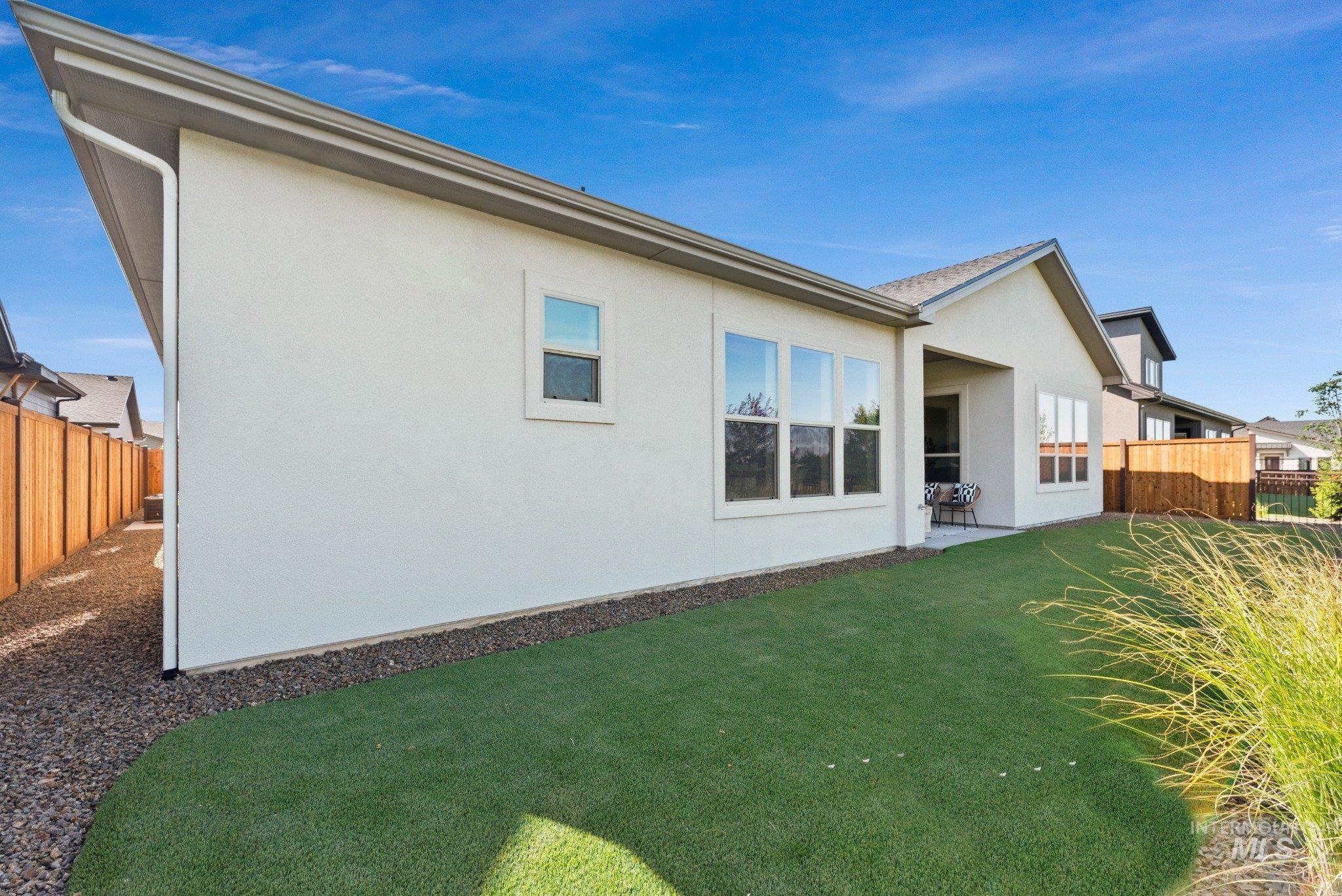 11273 S Corballis Ln, Kuna, Idaho 83634, 3 Bedrooms, 2 Bathrooms, Residential For Sale, Price $599,880, 98965754