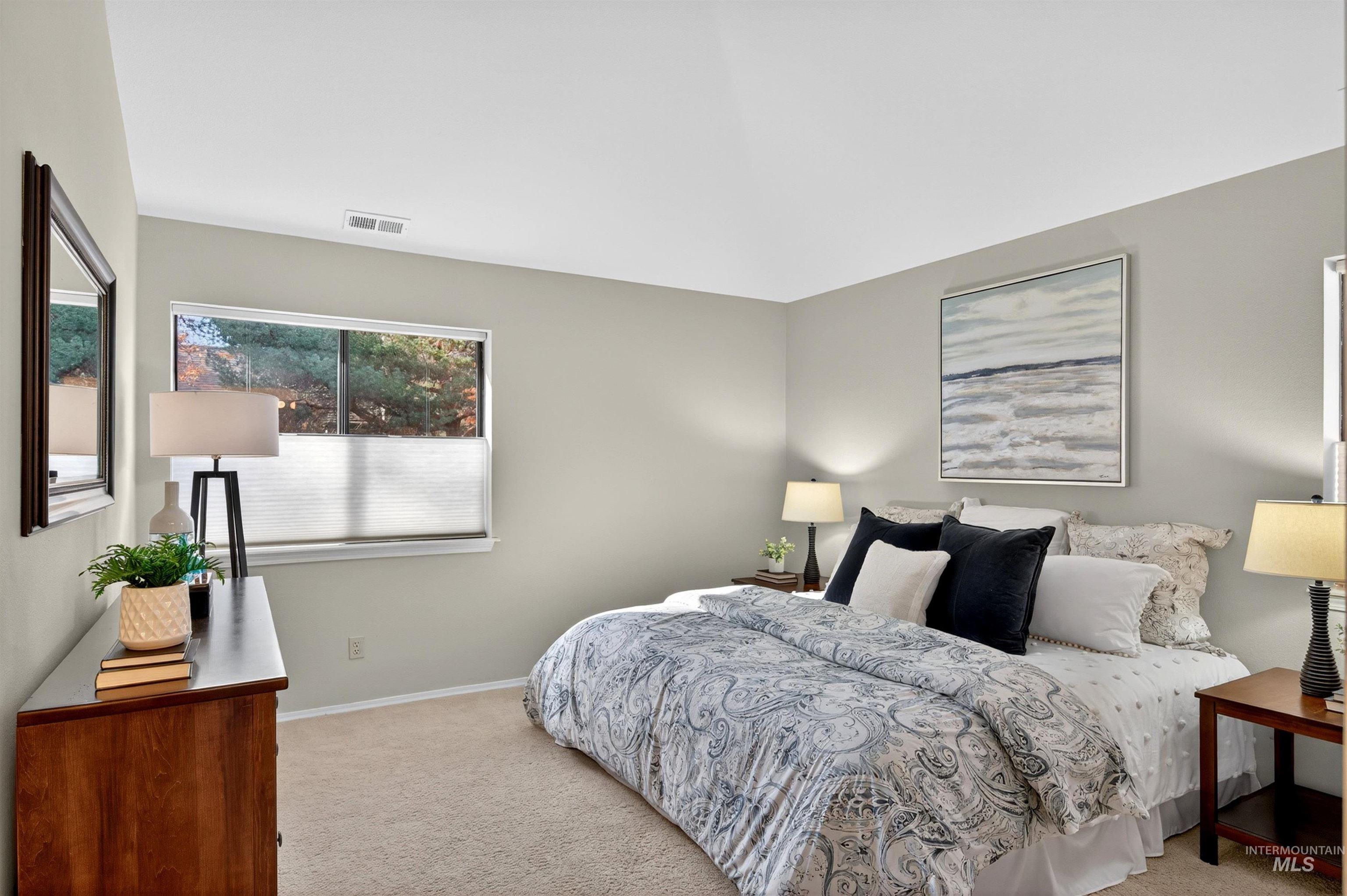 978 E Riverpark Lane, Boise, Idaho 83706, 2 Bedrooms, 2 Bathrooms, Residential For Sale, Price $410,000, 98965756