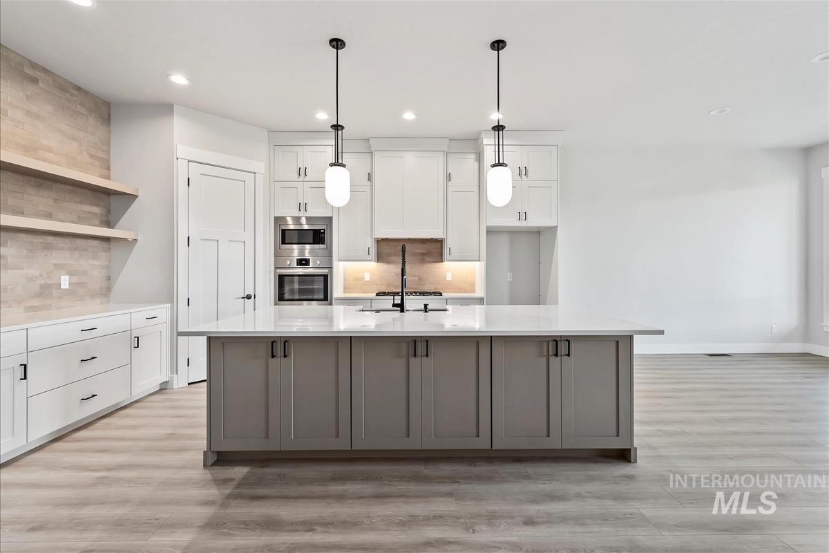 6915 E Chicken Hawk Loop, Nampa, Idaho 83686, 4 Bedrooms, 3.5 Bathrooms, Residential For Sale, Price $859,900, 98965758