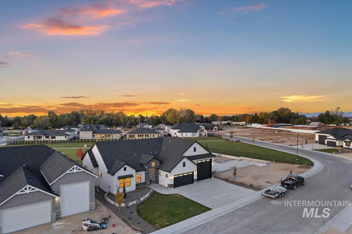 6915 E Chicken Hawk Loop, Nampa, Idaho 83686, 4 Bedrooms, 3.5 Bathrooms, Residential For Sale, Price $859,900, 98965758