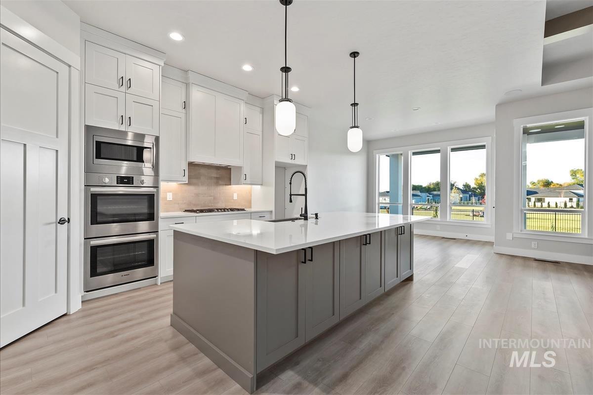 6915 E Chicken Hawk Loop, Nampa, Idaho 83686, 4 Bedrooms, 3.5 Bathrooms, Residential For Sale, Price $859,900, 98965758