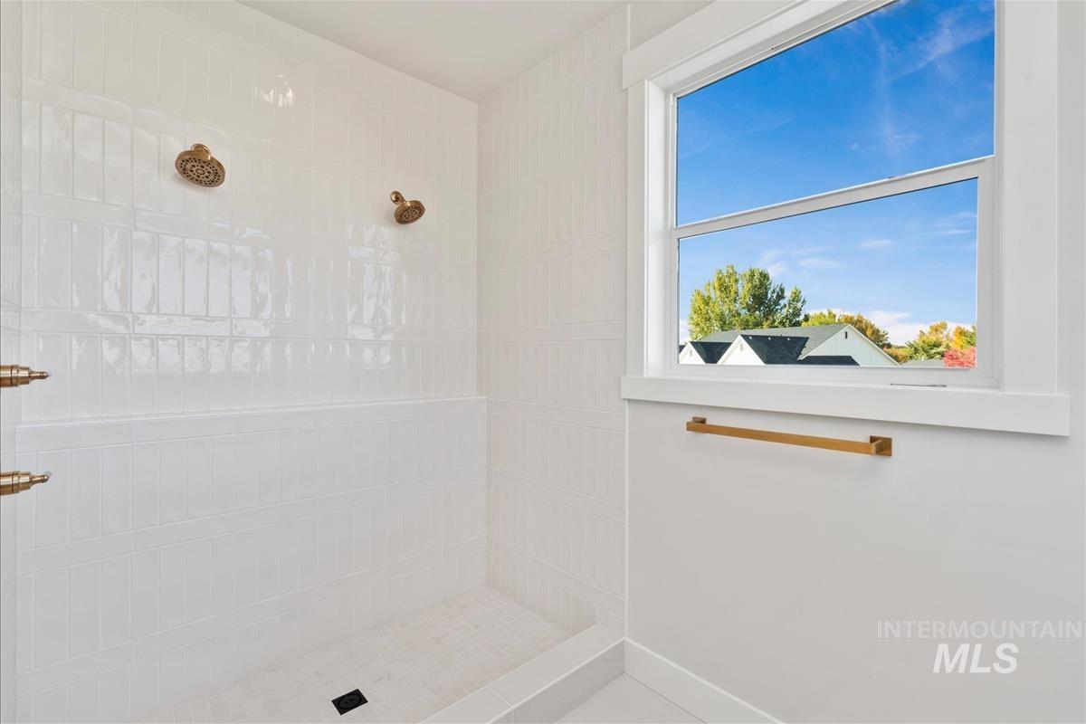 527 Hidden Mill Ct, Middleton, Idaho 83644, 3 Bedrooms, 3 Bathrooms, Residential For Sale, Price $639,900, 98965761