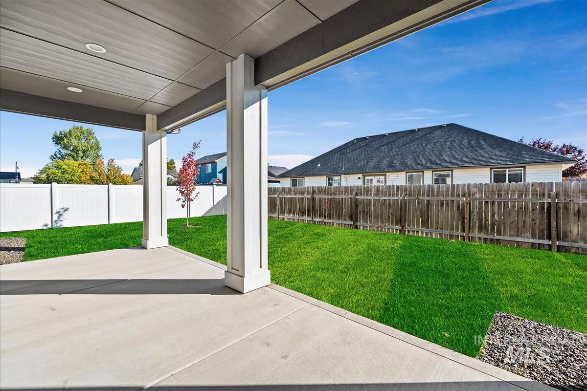 527 Hidden Mill Ct, Middleton, Idaho 83644, 3 Bedrooms, 3 Bathrooms, Residential For Sale, Price $639,900, 98965761