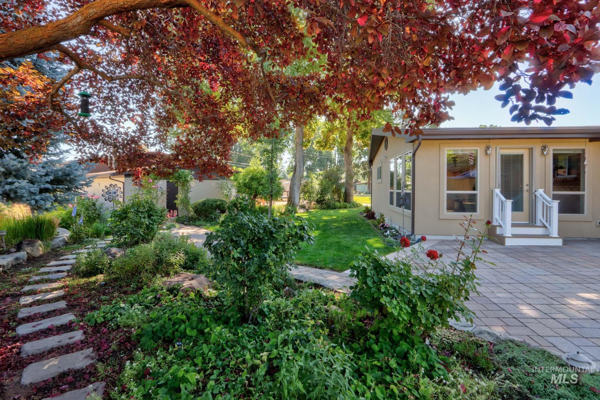 2106 N Cribbens Street, Boise, Idaho 83713, 4 Bedrooms, 3.5 Bathrooms, Residential For Sale, Price $899,000, 98965764