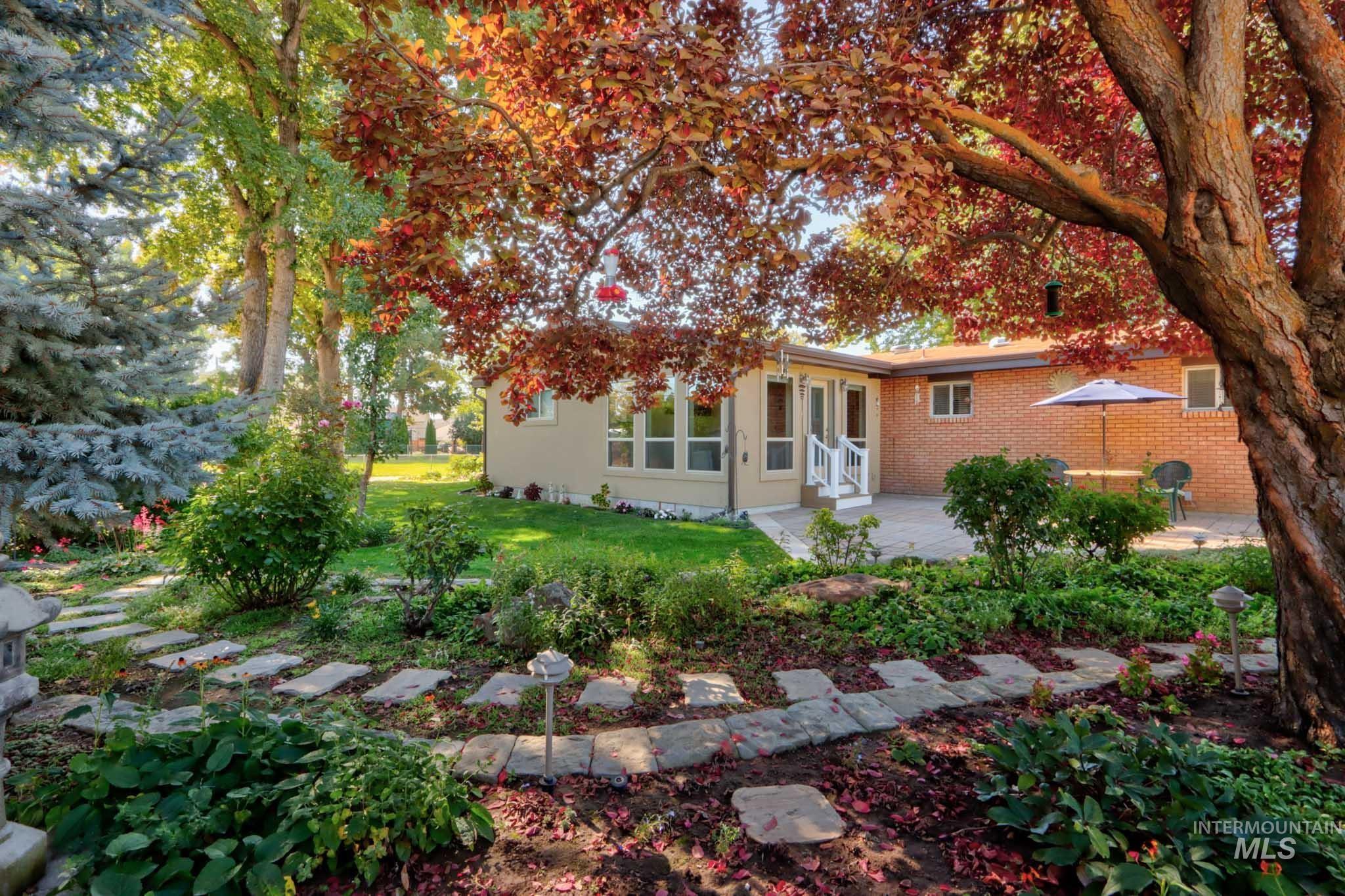 2106 N Cribbens Street, Boise, Idaho 83713, 4 Bedrooms, 3.5 Bathrooms, Residential For Sale, Price $899,000, 98965764
