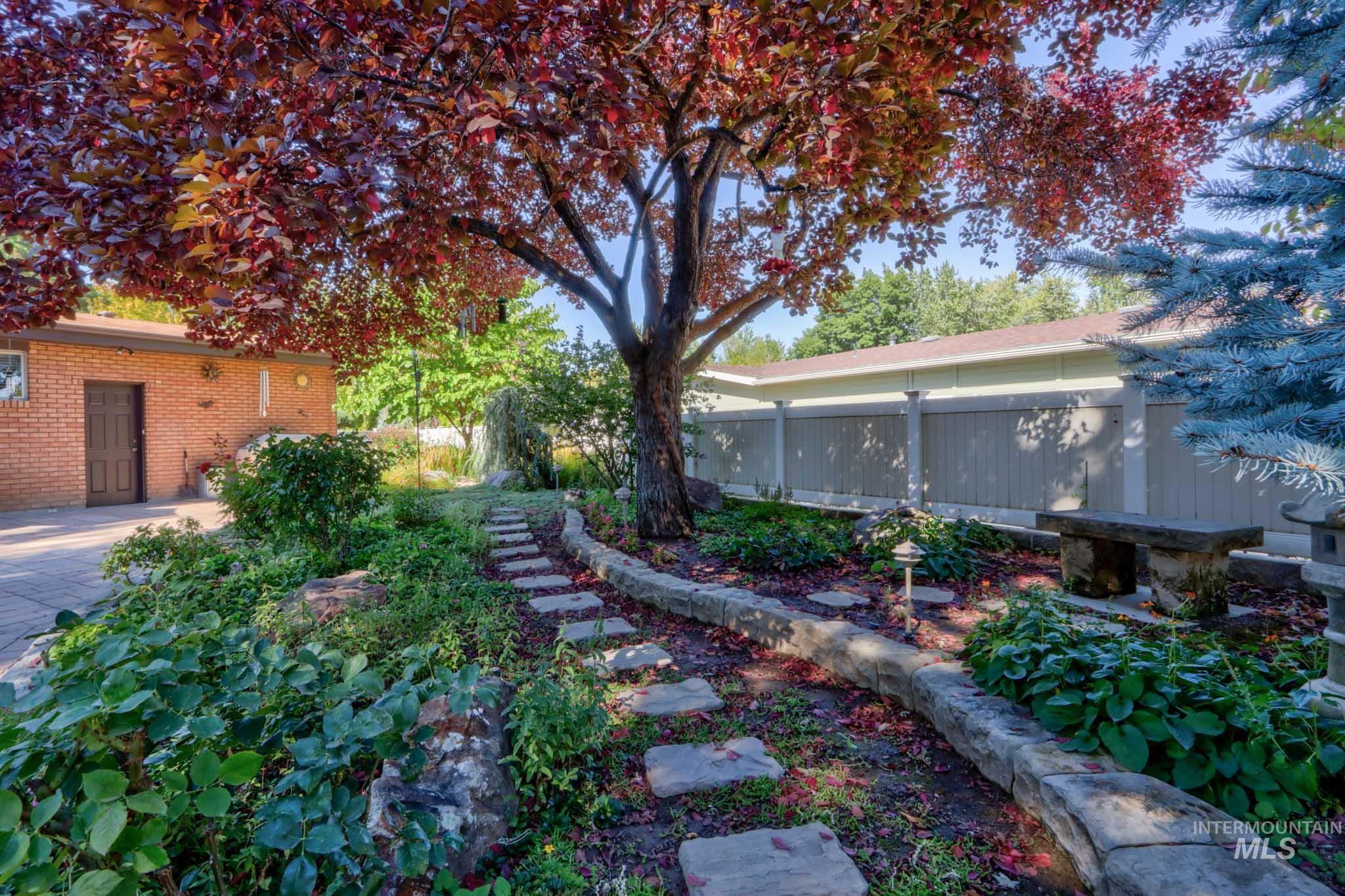 2106 N Cribbens Street, Boise, Idaho 83713, 4 Bedrooms, 3.5 Bathrooms, Residential For Sale, Price $899,000, 98965764