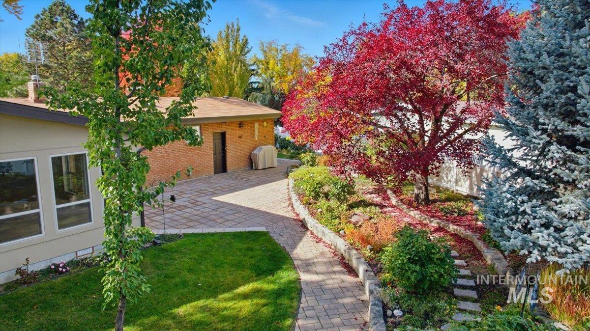 2106 N Cribbens Street, Boise, Idaho 83713, 4 Bedrooms, 3.5 Bathrooms, Residential For Sale, Price $899,000, 98965764
