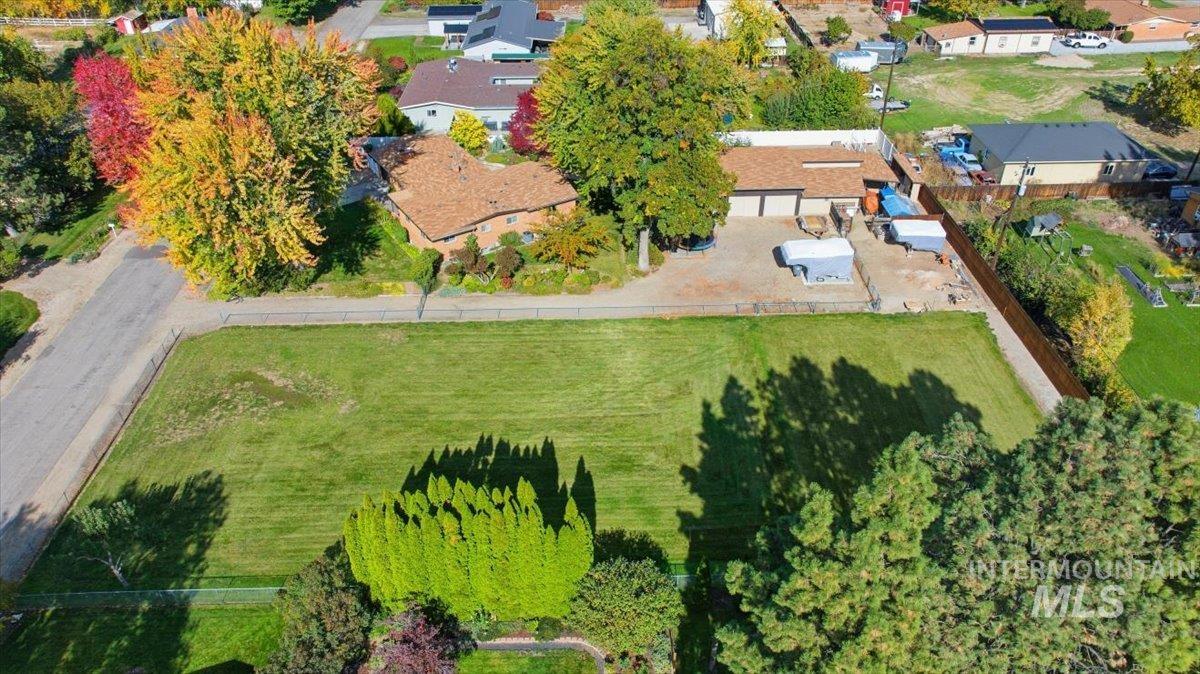 2106 N Cribbens Street, Boise, Idaho 83713, 4 Bedrooms, 3.5 Bathrooms, Residential For Sale, Price $899,000, 98965764