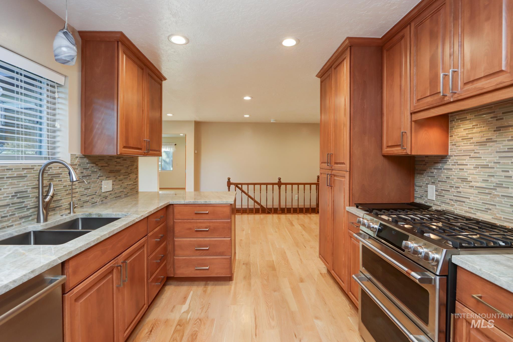 2106 N Cribbens Street, Boise, Idaho 83713, 4 Bedrooms, 3.5 Bathrooms, Residential For Sale, Price $899,000, 98965764