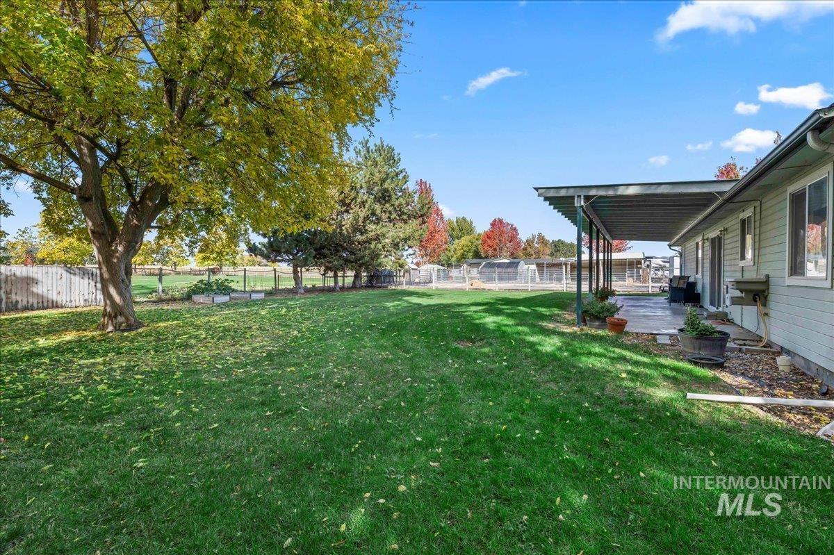 398 E Idaho, Emmett, Idaho 83617, 4 Bedrooms, 2 Bathrooms, Residential For Sale, Price $608,000, 98965775