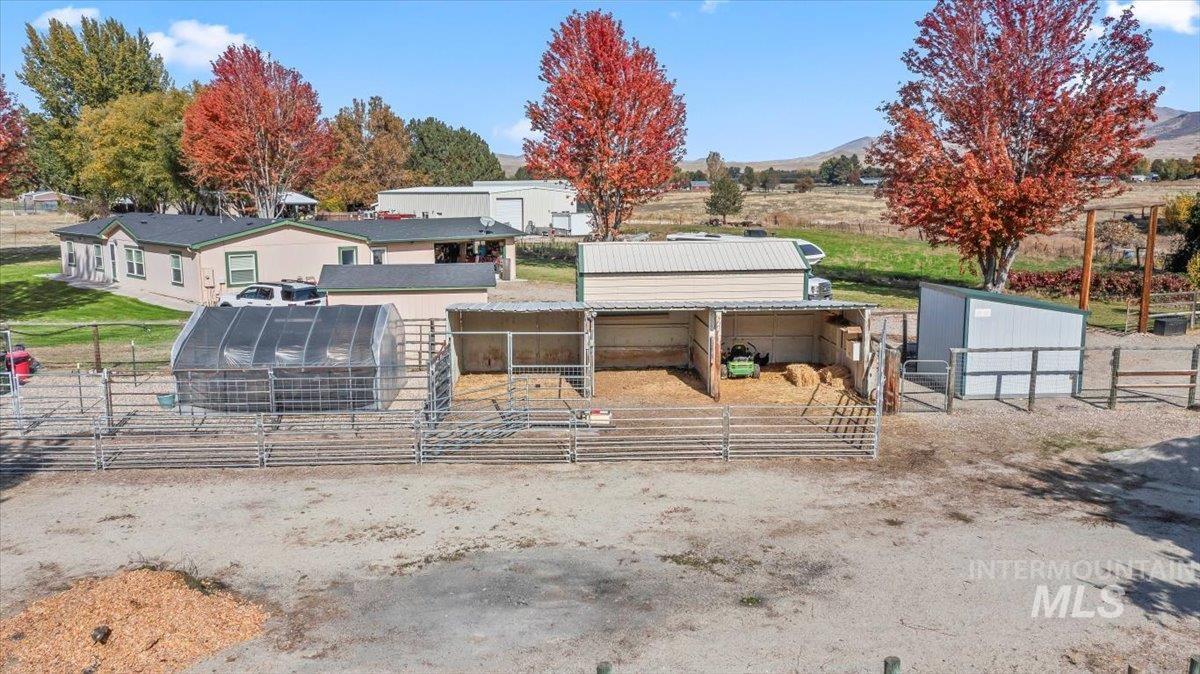 398 E Idaho, Emmett, Idaho 83617, 4 Bedrooms, 2 Bathrooms, Residential For Sale, Price $608,000, 98965775