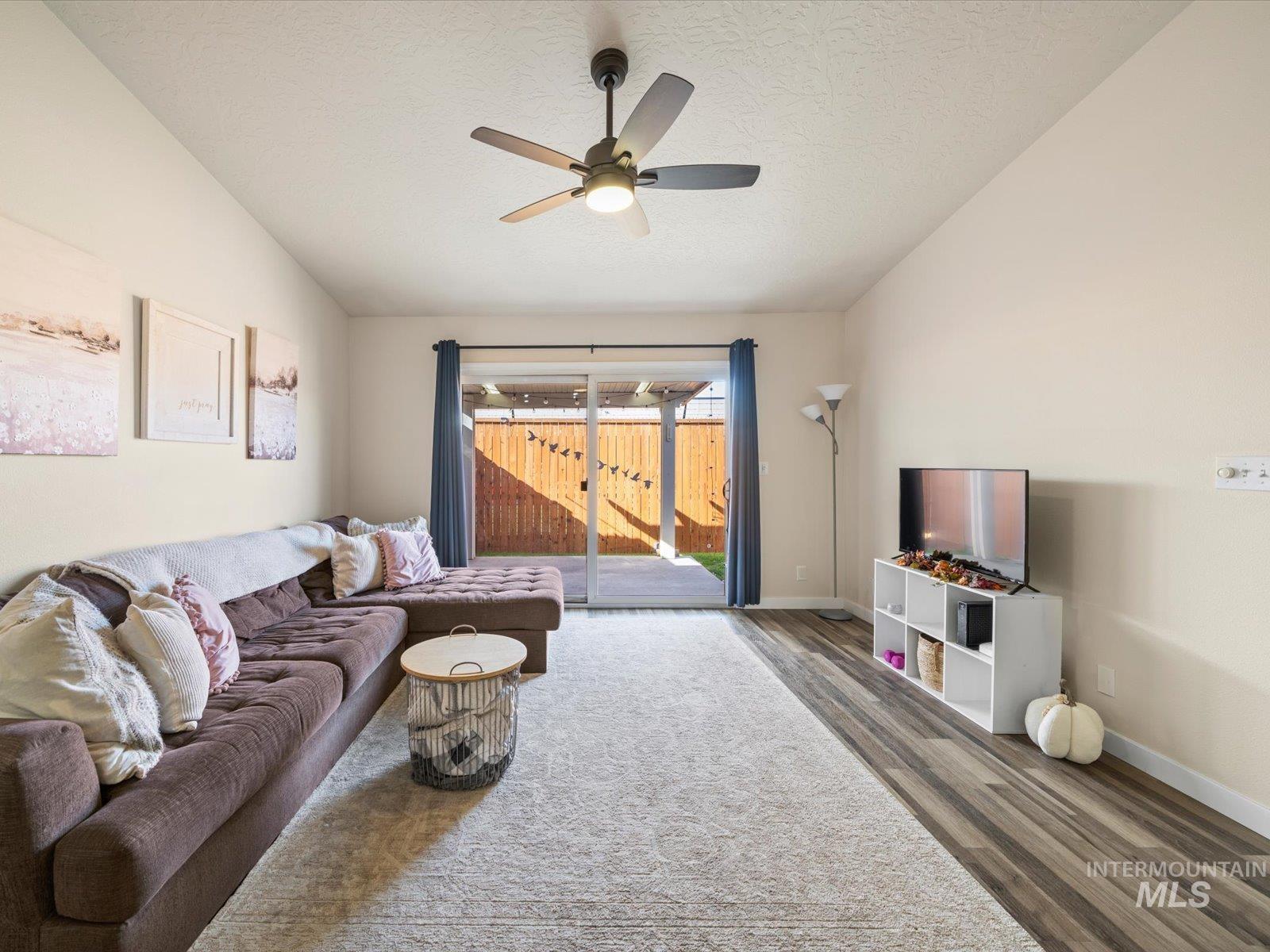 10471 W Bantam St., Boise, Idaho 83709, 2 Bedrooms, 2 Bathrooms, Residential For Sale, Price $359,900, 98965782