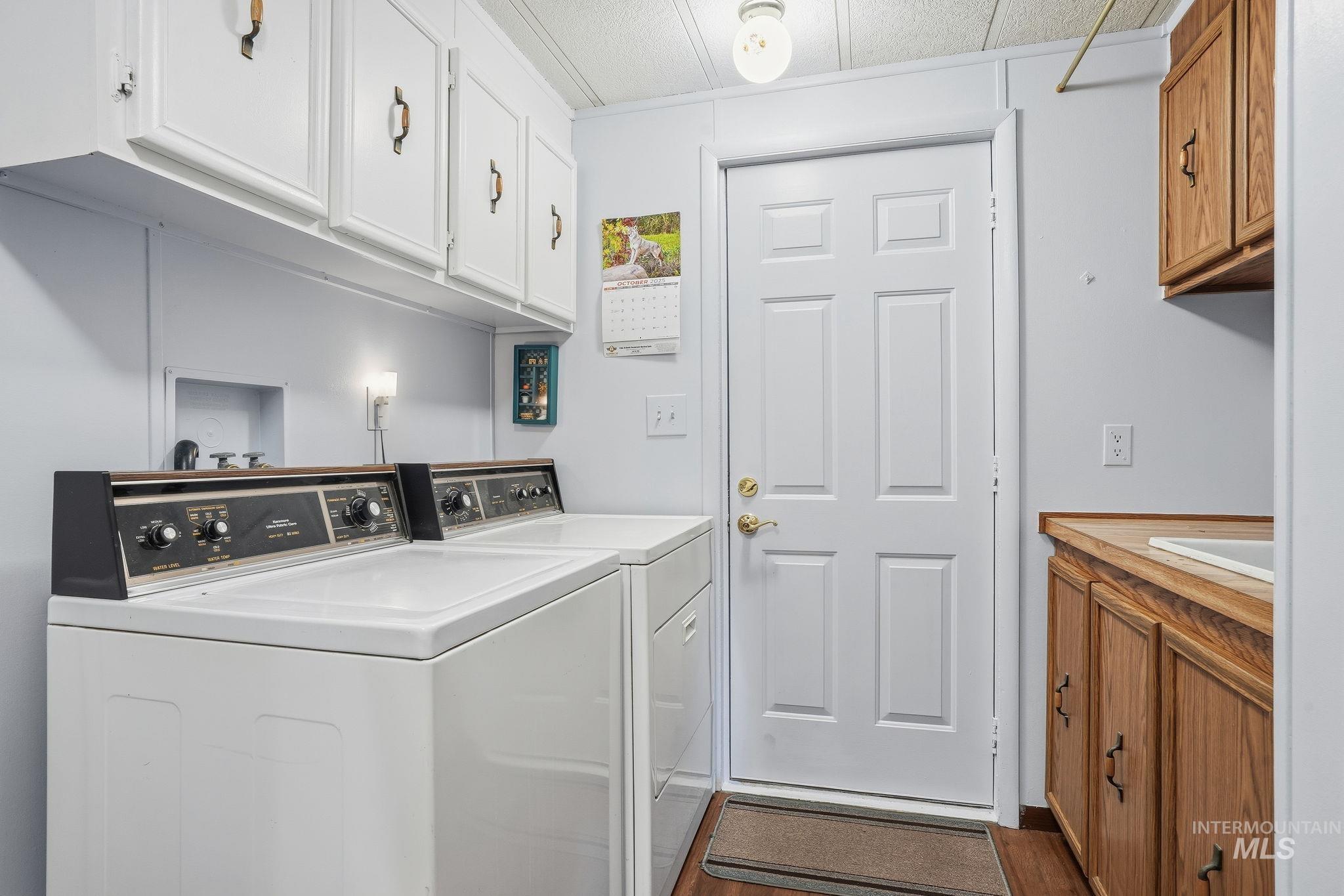 1253 N Samson Lane, Boise, Idaho 83704, 3 Bedrooms, 2.5 Bathrooms, Residential For Sale, Price $180,000, 98965795