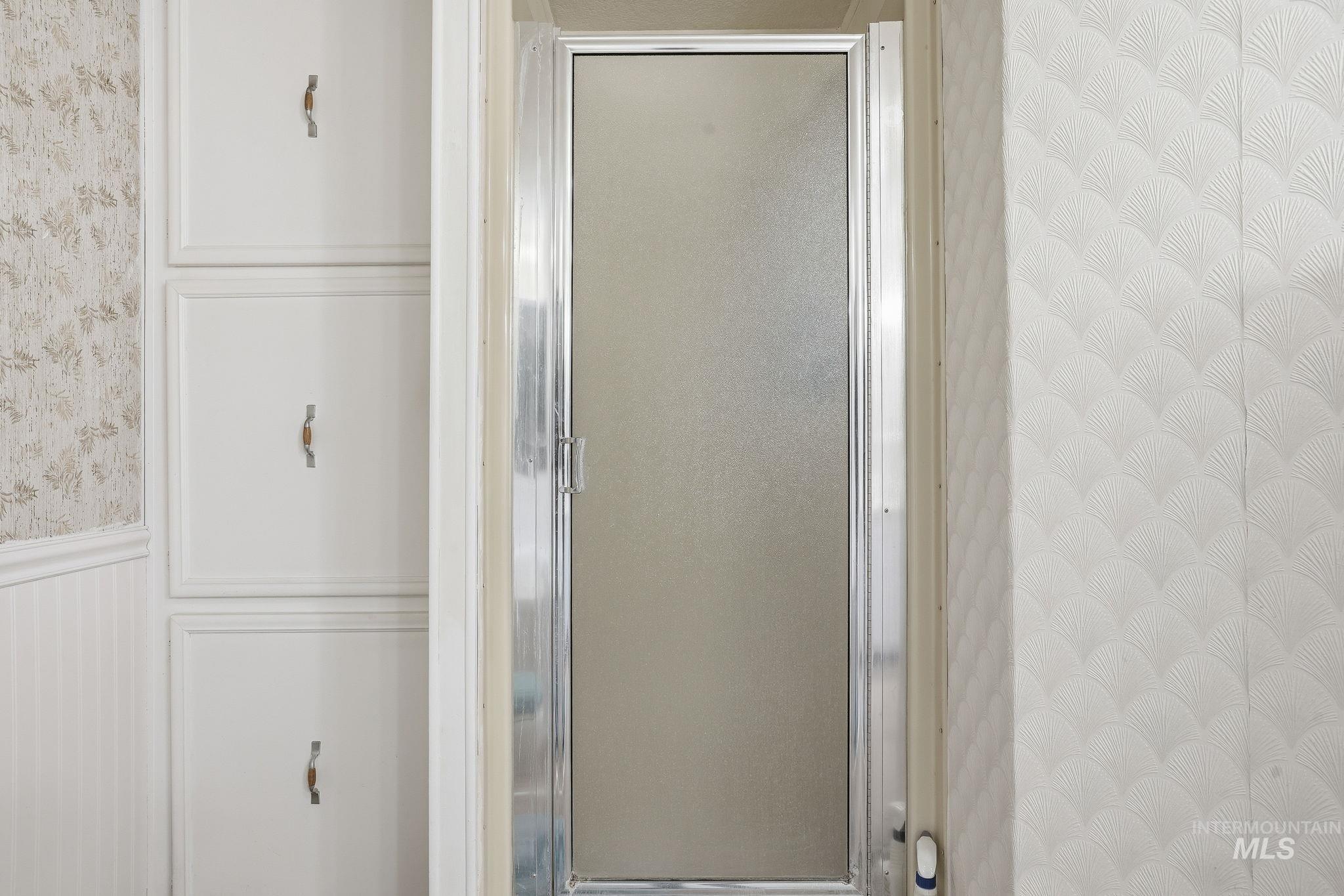 1253 N Samson Lane, Boise, Idaho 83704, 3 Bedrooms, 2.5 Bathrooms, Residential For Sale, Price $180,000, 98965795