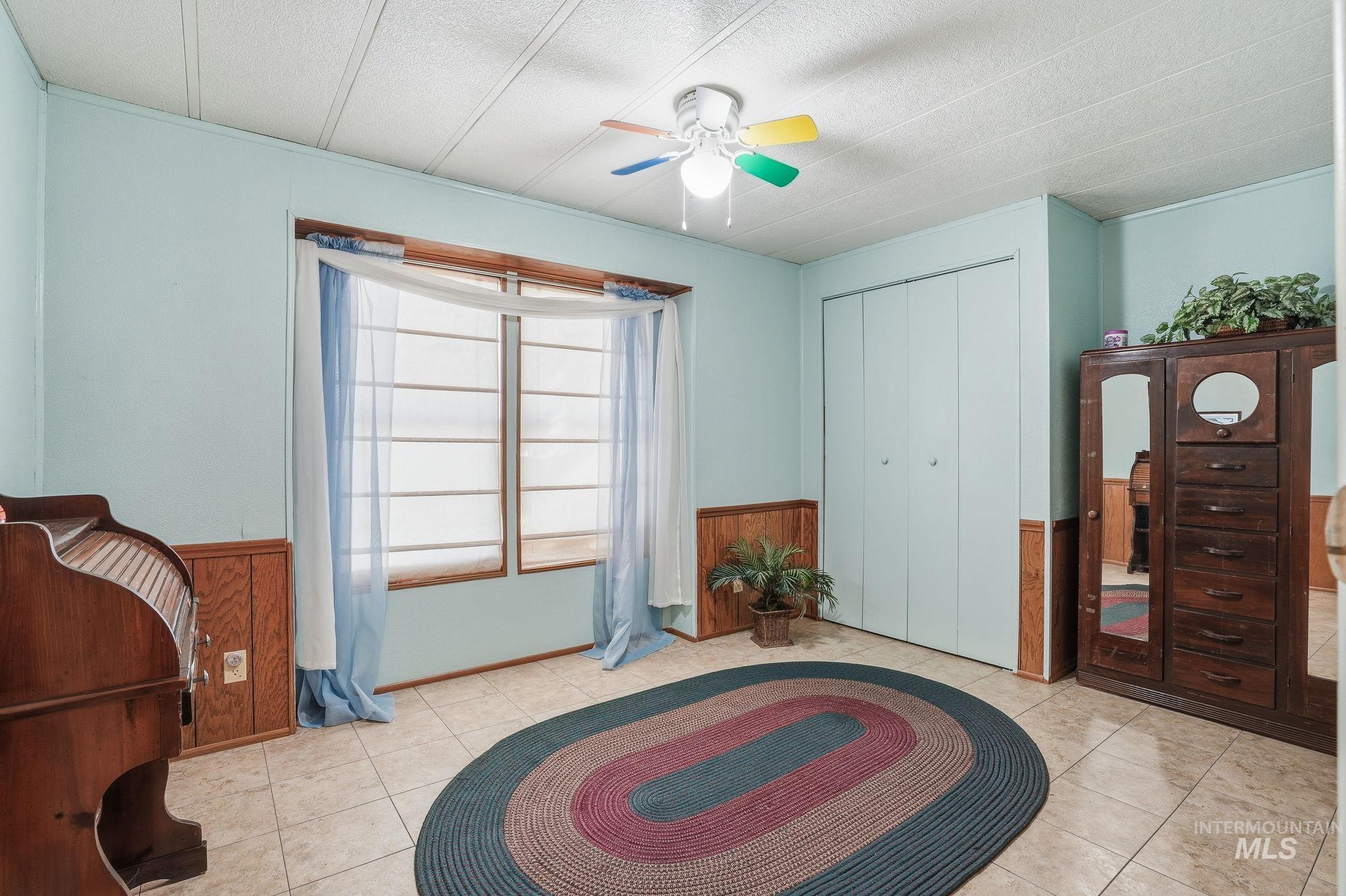 1253 N Samson Lane, Boise, Idaho 83704, 3 Bedrooms, 2.5 Bathrooms, Residential For Sale, Price $180,000, 98965795