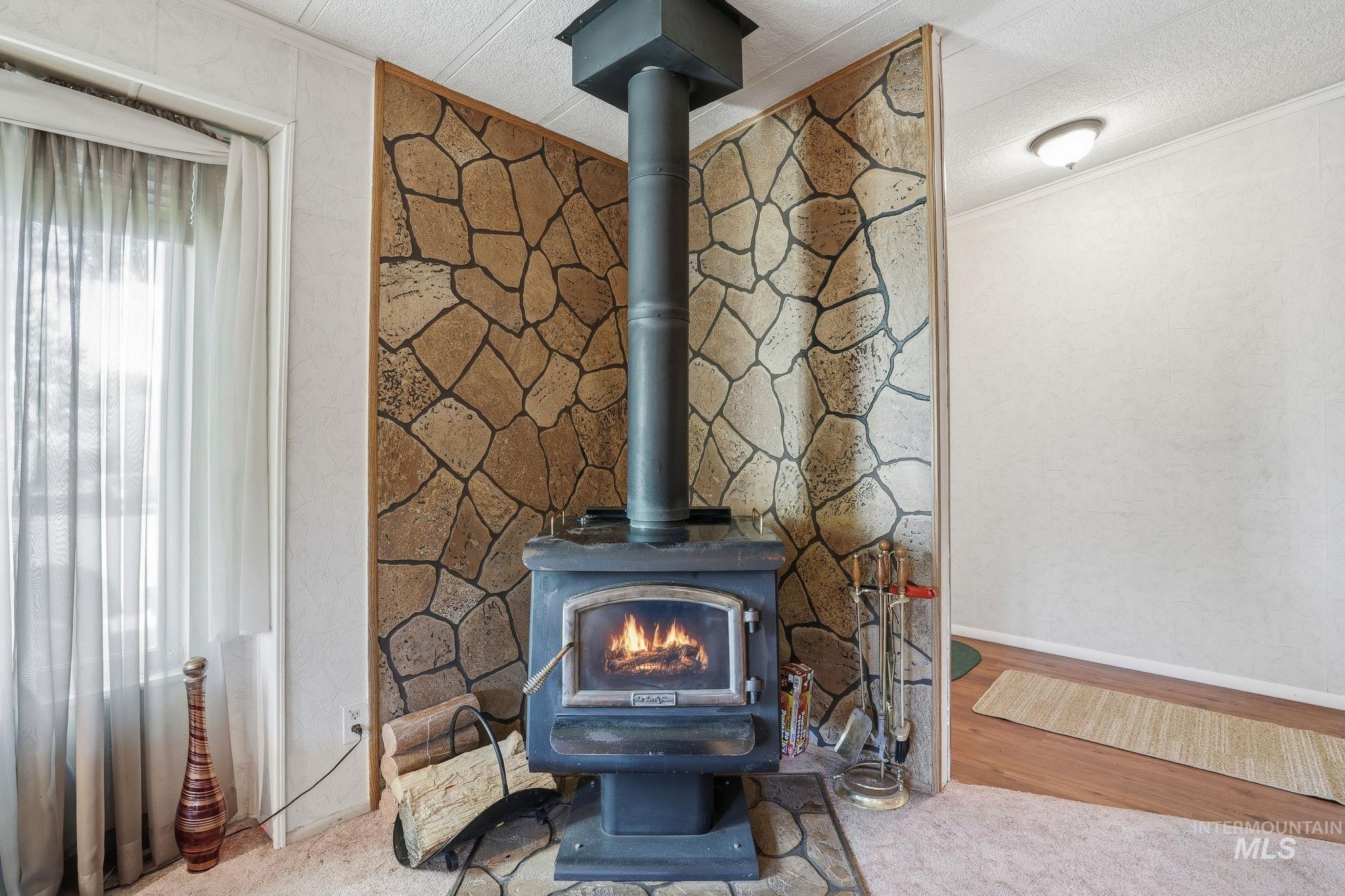 1253 N Samson Lane, Boise, Idaho 83704, 3 Bedrooms, 2.5 Bathrooms, Residential For Sale, Price $180,000, 98965795