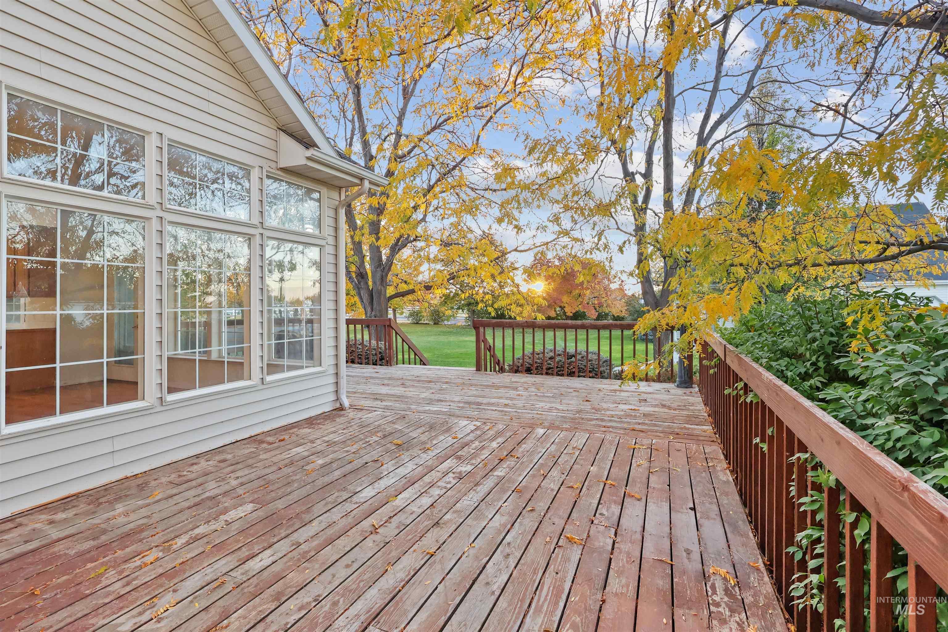 Deck with a yard