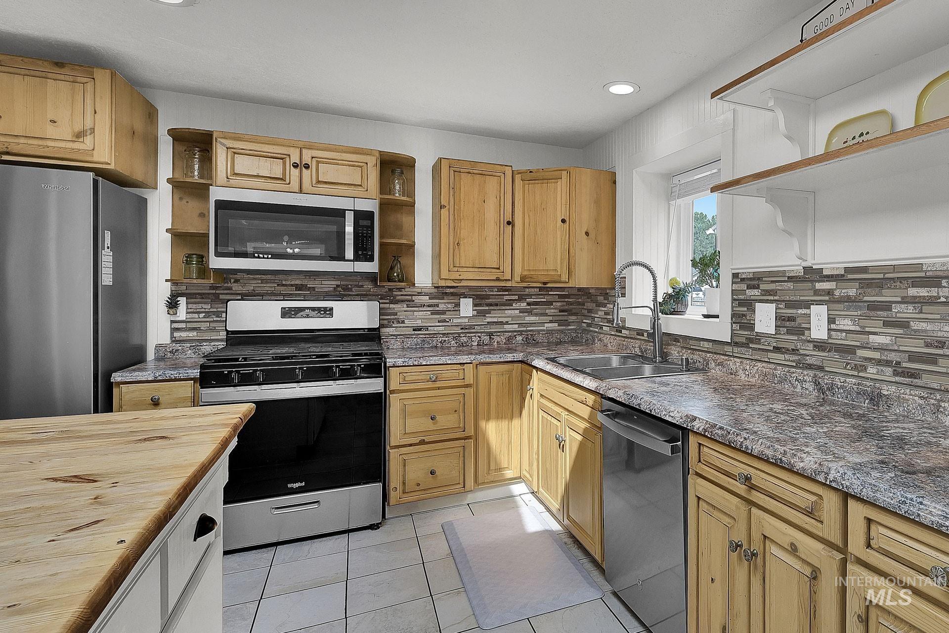 809 Astor Ave, Nampa, Idaho 83651, 4 Bedrooms, 3 Bathrooms, Residential For Sale, Price $549,900, 98965808