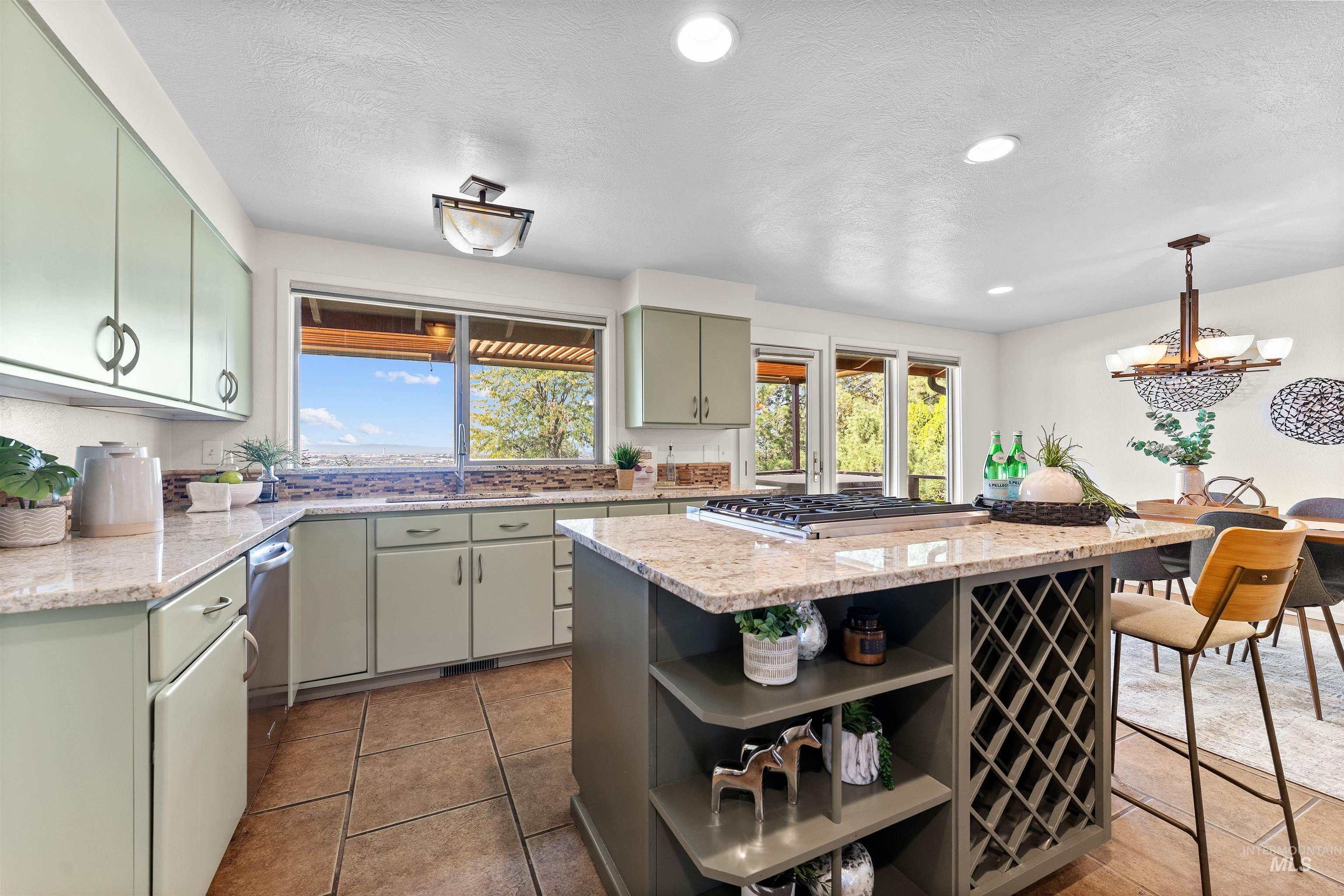 2241 S Ridgeview Way, Boise, Idaho 83712, 4 Bedrooms, 3 Bathrooms, Residential For Sale, Price $775,000, 98965812
