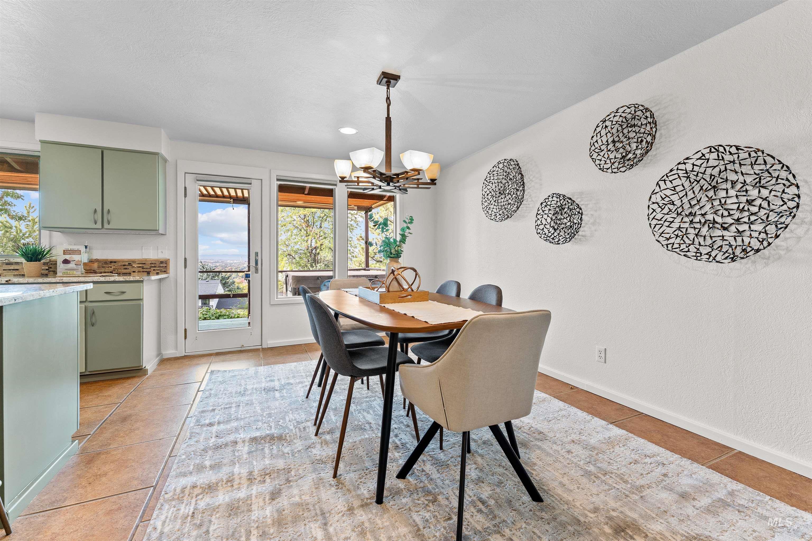 2241 S Ridgeview Way, Boise, Idaho 83712, 4 Bedrooms, 3 Bathrooms, Residential For Sale, Price $775,000, 98965812
