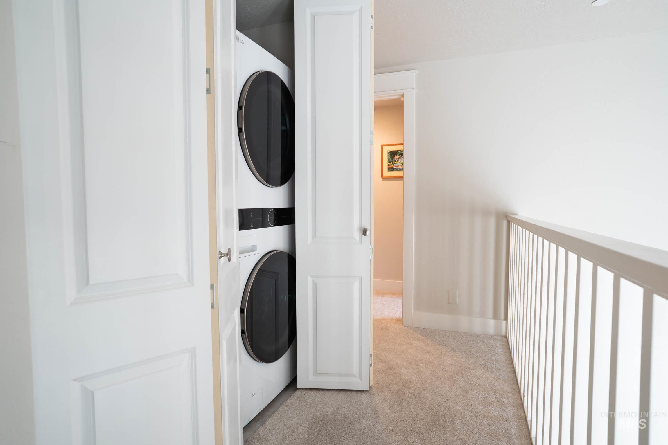Full size stacked washer/dryer
