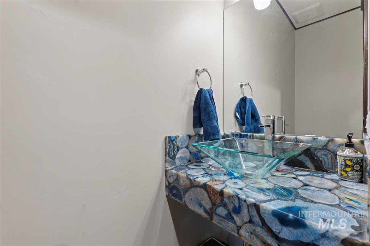 1521 N 5th Street, Boise, Idaho 83702, 5 Bedrooms, 4.5 Bathrooms, Residential For Sale, Price $1,648,000, 98965899