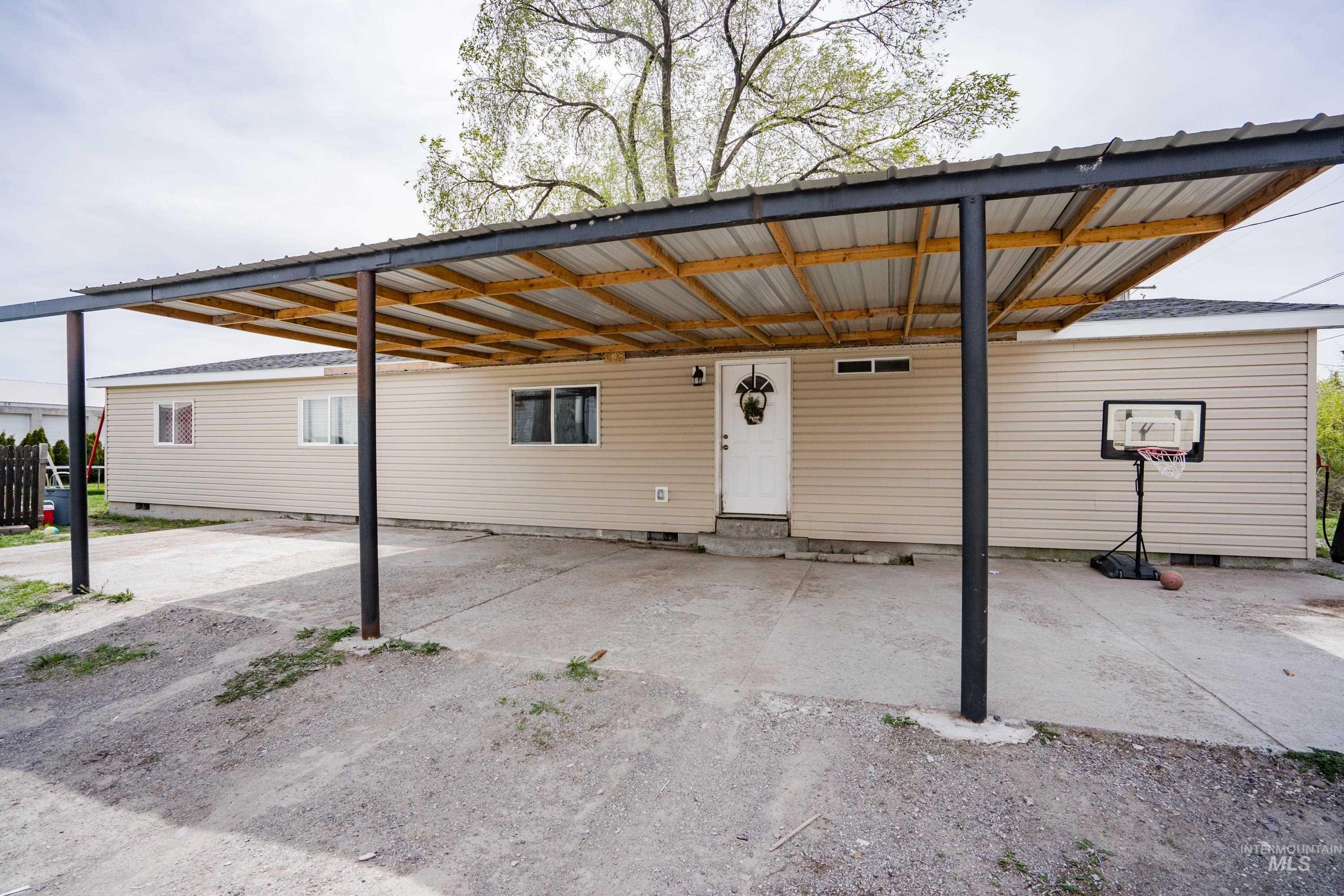 542 Normal Ave, Burley, Idaho 83318, 4 Bedrooms, 2 Bathrooms, Residential For Sale, Price $235,000, 98965908