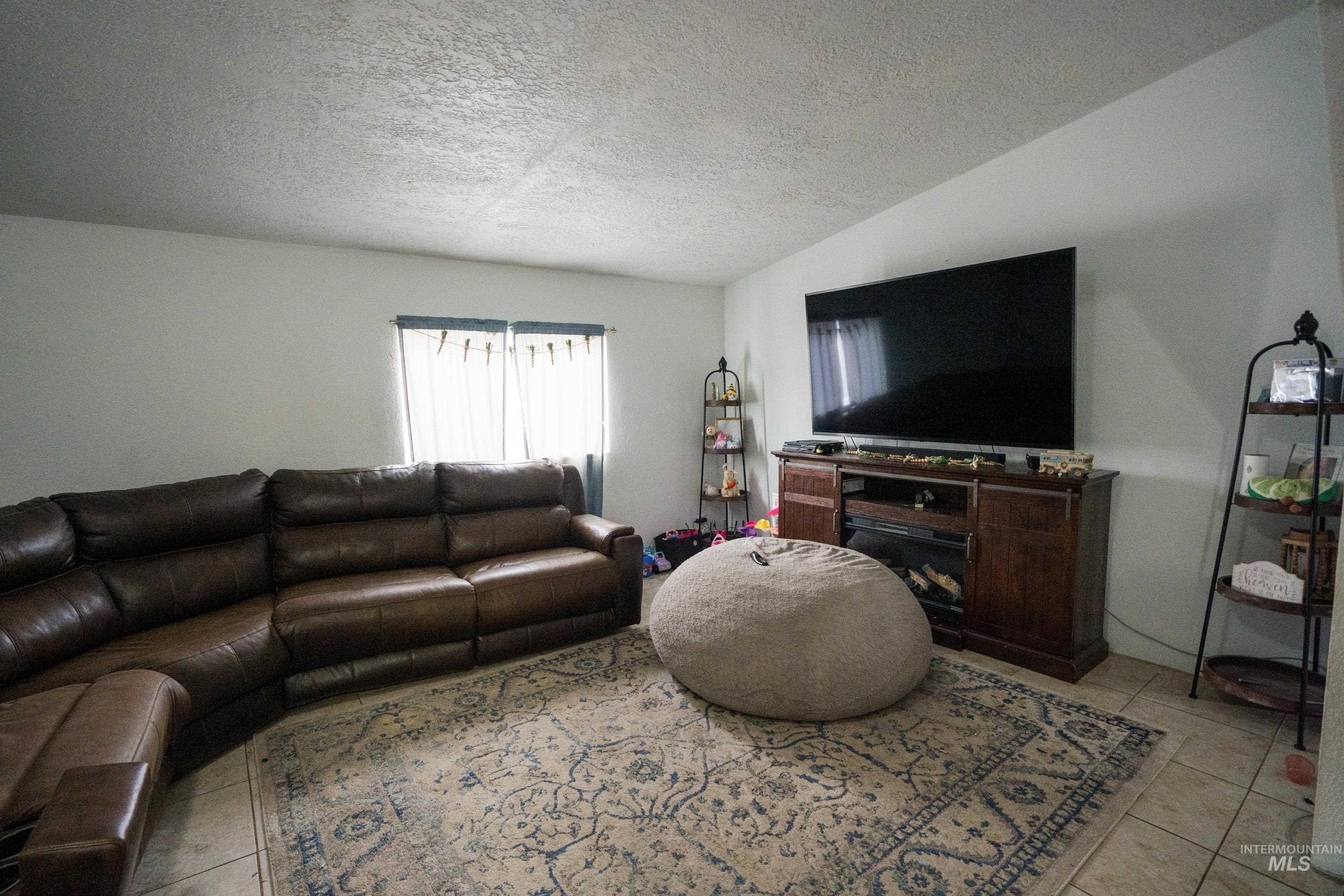 542 Normal Ave, Burley, Idaho 83318, 4 Bedrooms, 2 Bathrooms, Residential For Sale, Price $235,000, 98965908