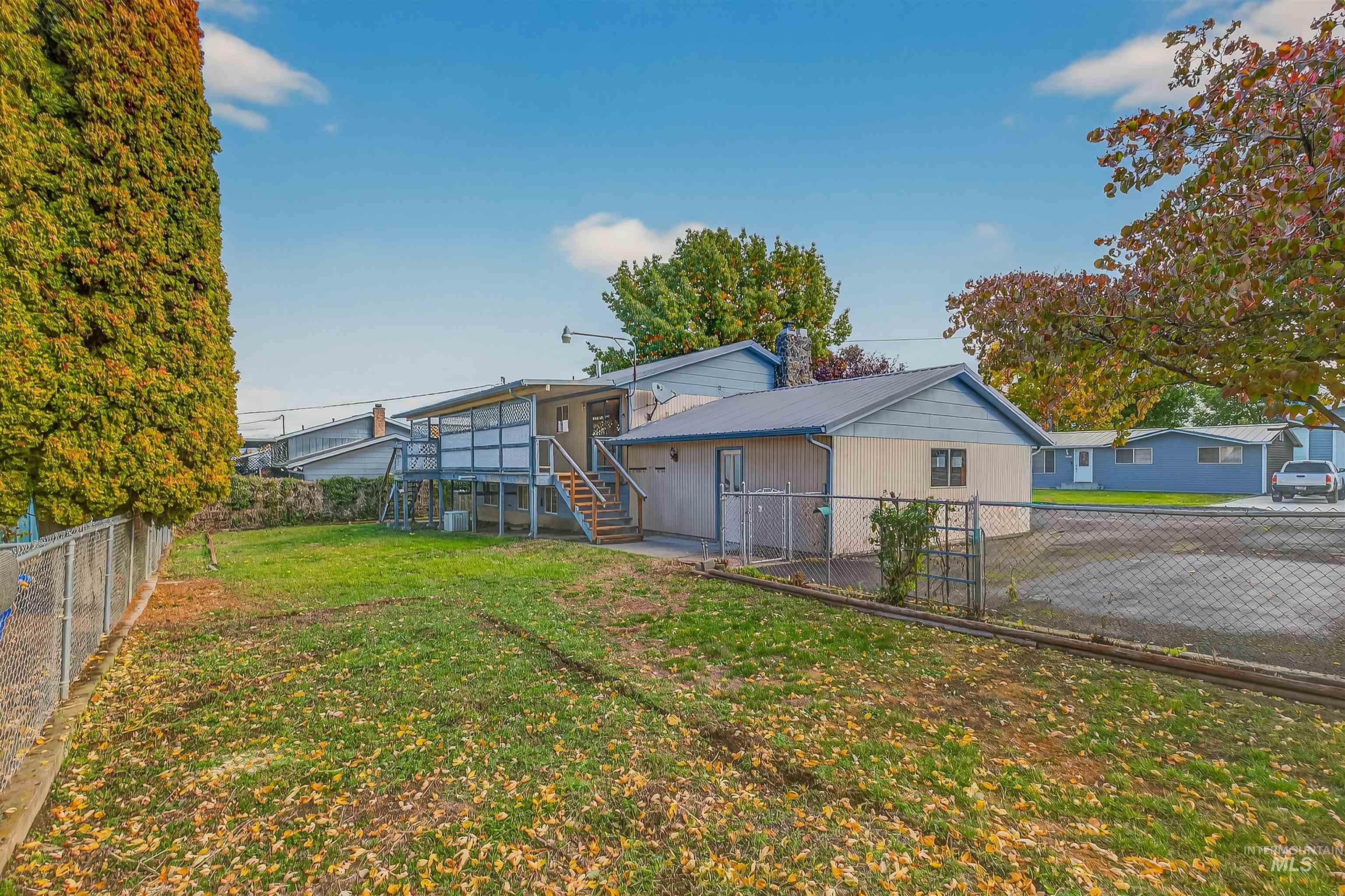 3638 18th Street C, Lewiston, Idaho 83501, 4 Bedrooms, 2 Bathrooms, Residential For Sale, Price $390,000, 98965949