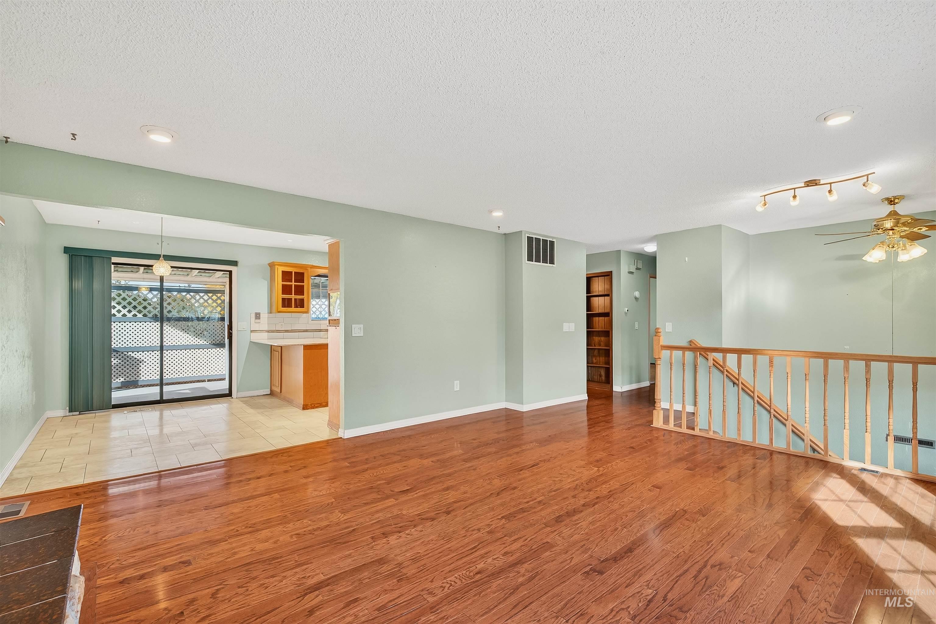 3638 18th Street C, Lewiston, Idaho 83501, 4 Bedrooms, 2 Bathrooms, Residential For Sale, Price $390,000, 98965949