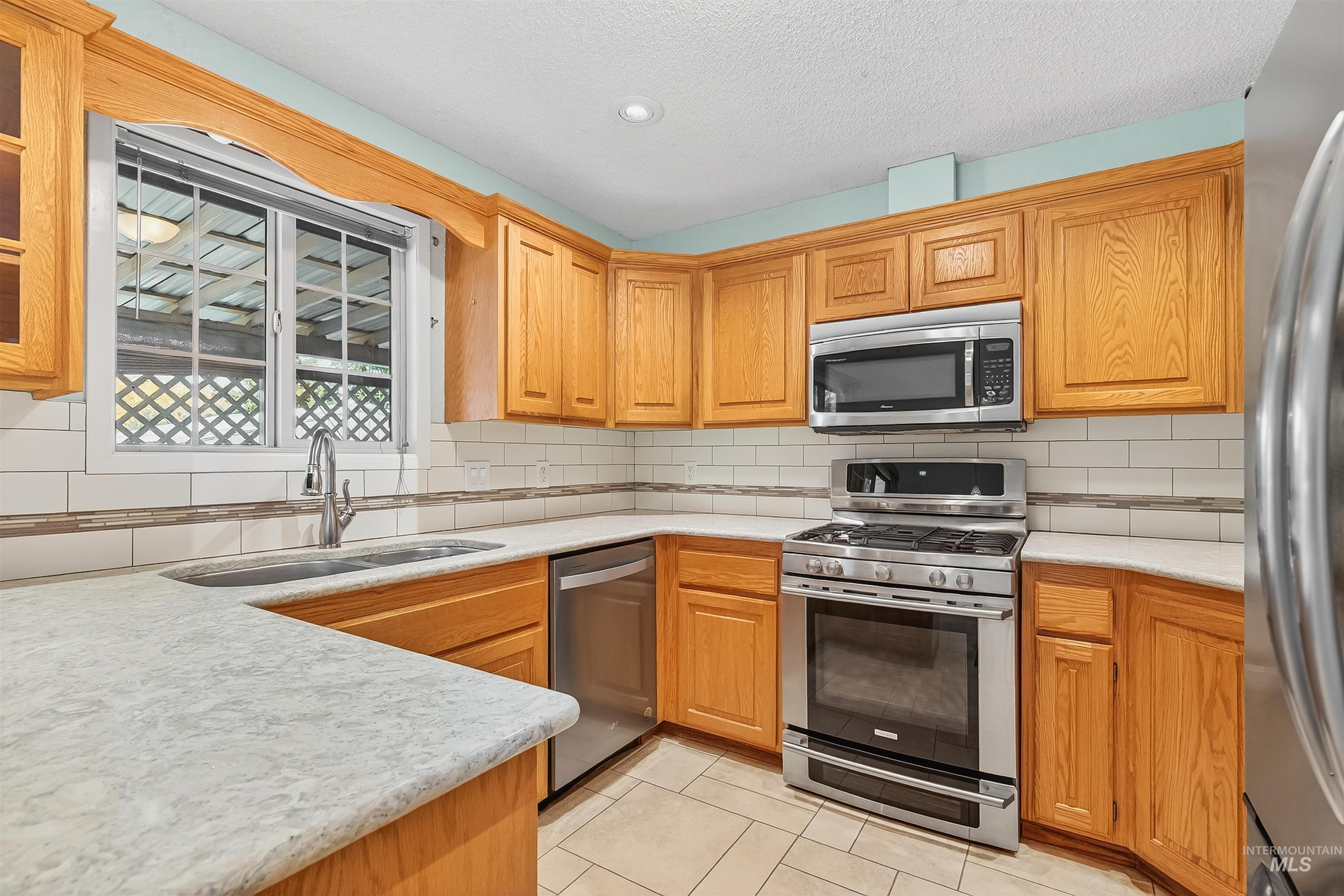 3638 18th Street C, Lewiston, Idaho 83501, 4 Bedrooms, 2 Bathrooms, Residential For Sale, Price $390,000, 98965949