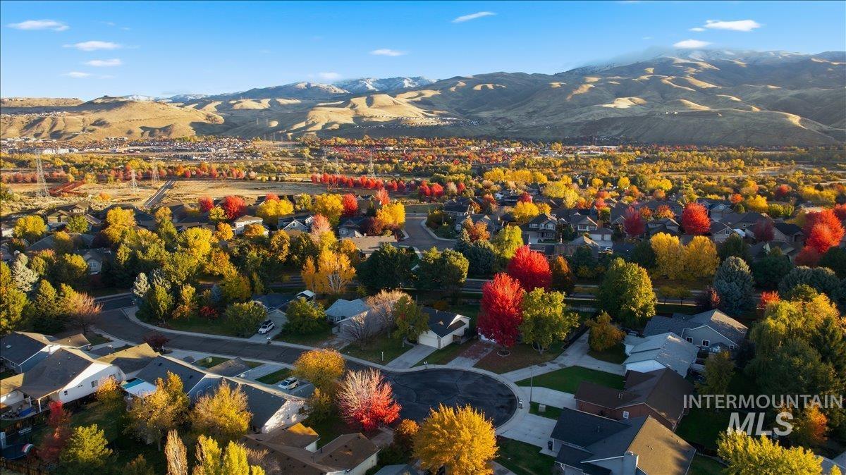 5584 S Impatiens Pl., Boise, Idaho 83716, 3 Bedrooms, 2 Bathrooms, Residential For Sale, Price $439,900, 98965956