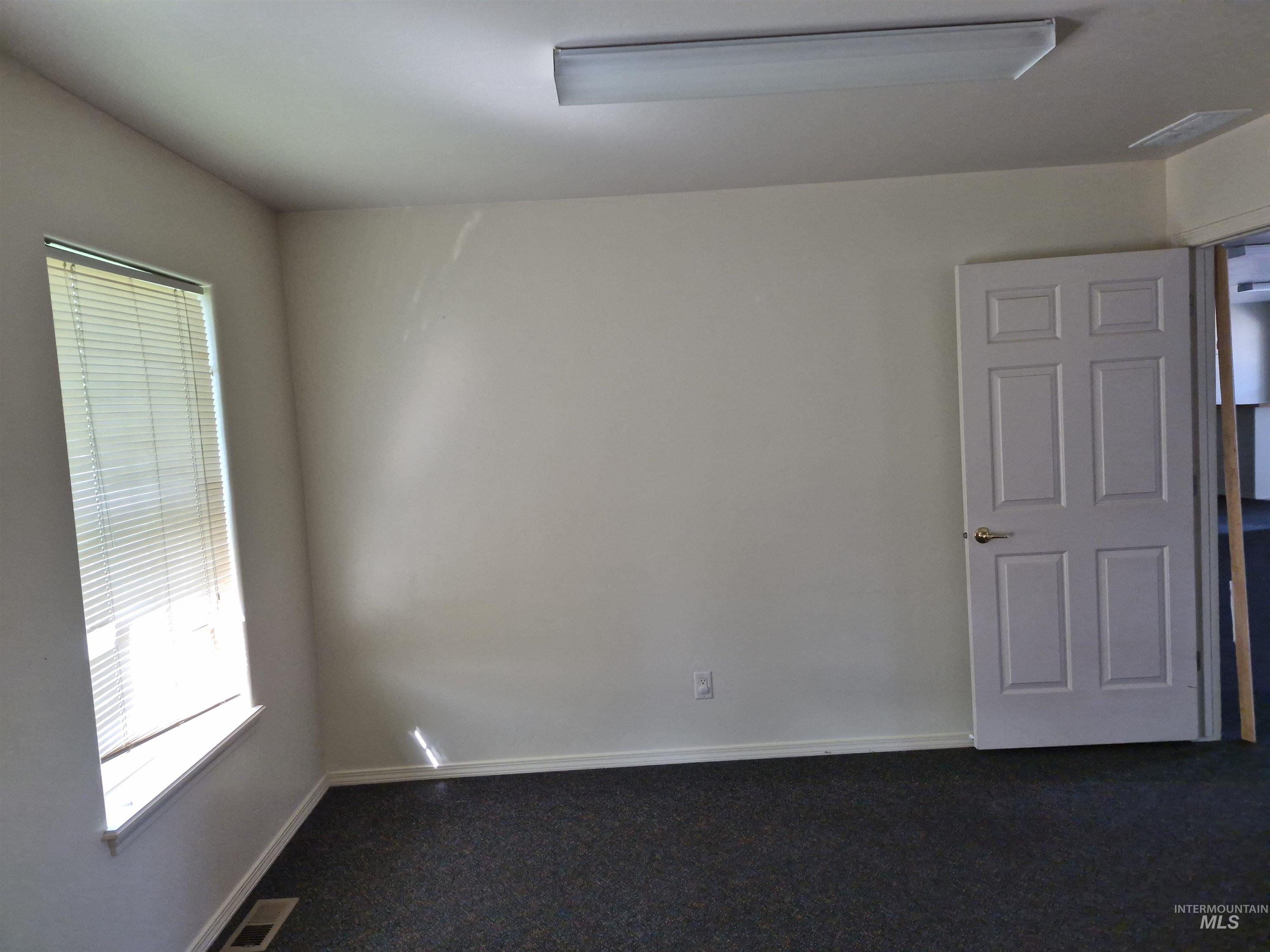 187 Aspenwood Dr, Twin Falls, Idaho 83301, Business/Commercial For Sale, Price $695,000, 98965959